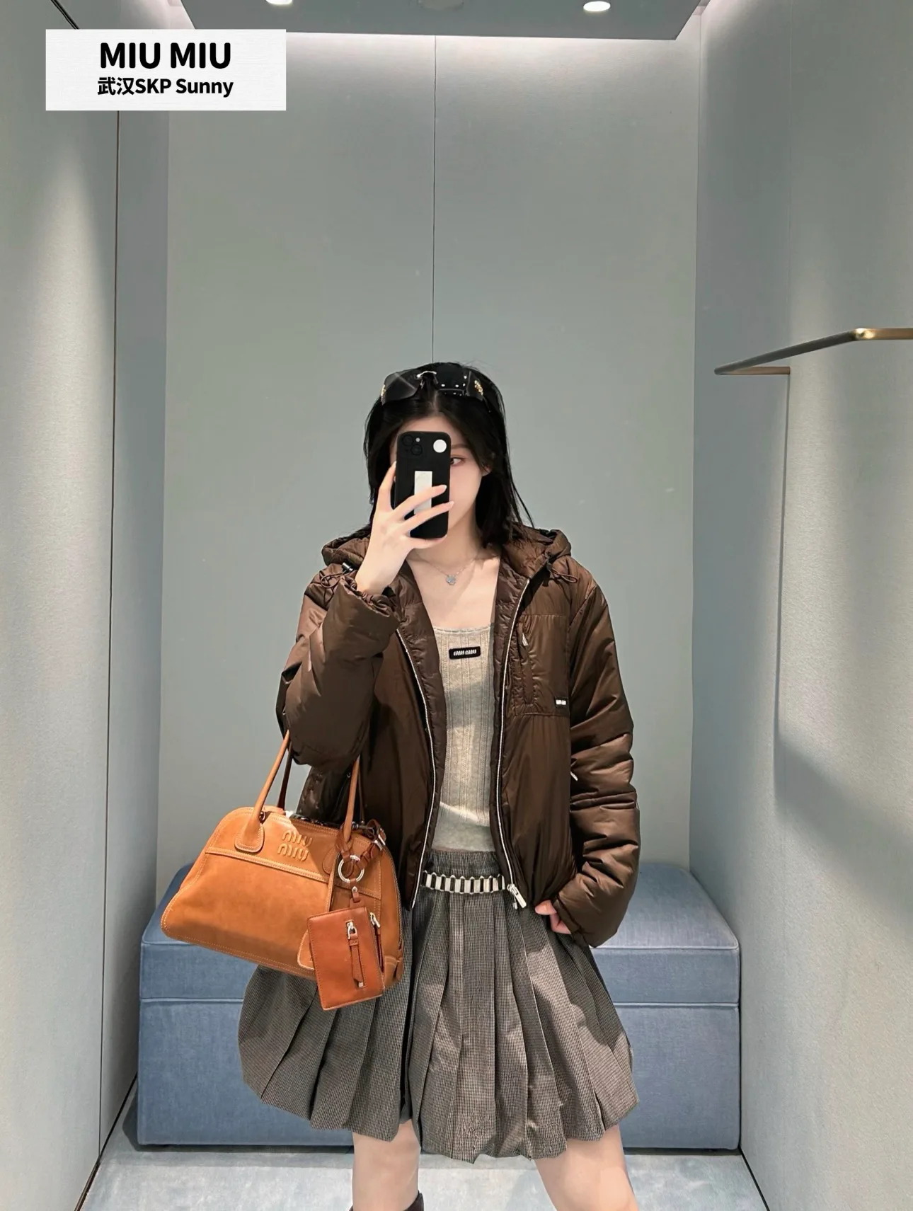 Куртки И Пуховики Женские Miu Miu 18113741