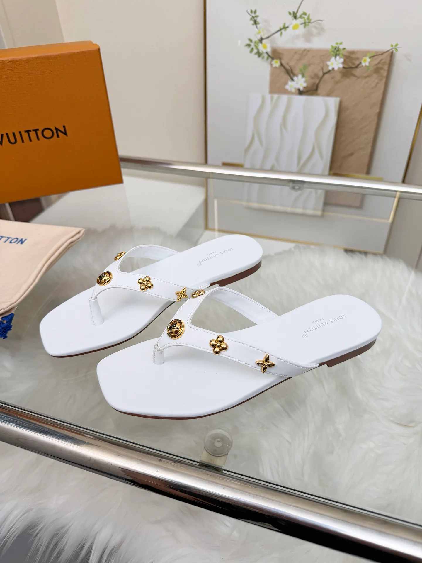 Шлепанцы Женские Louis Vuitton 13253498