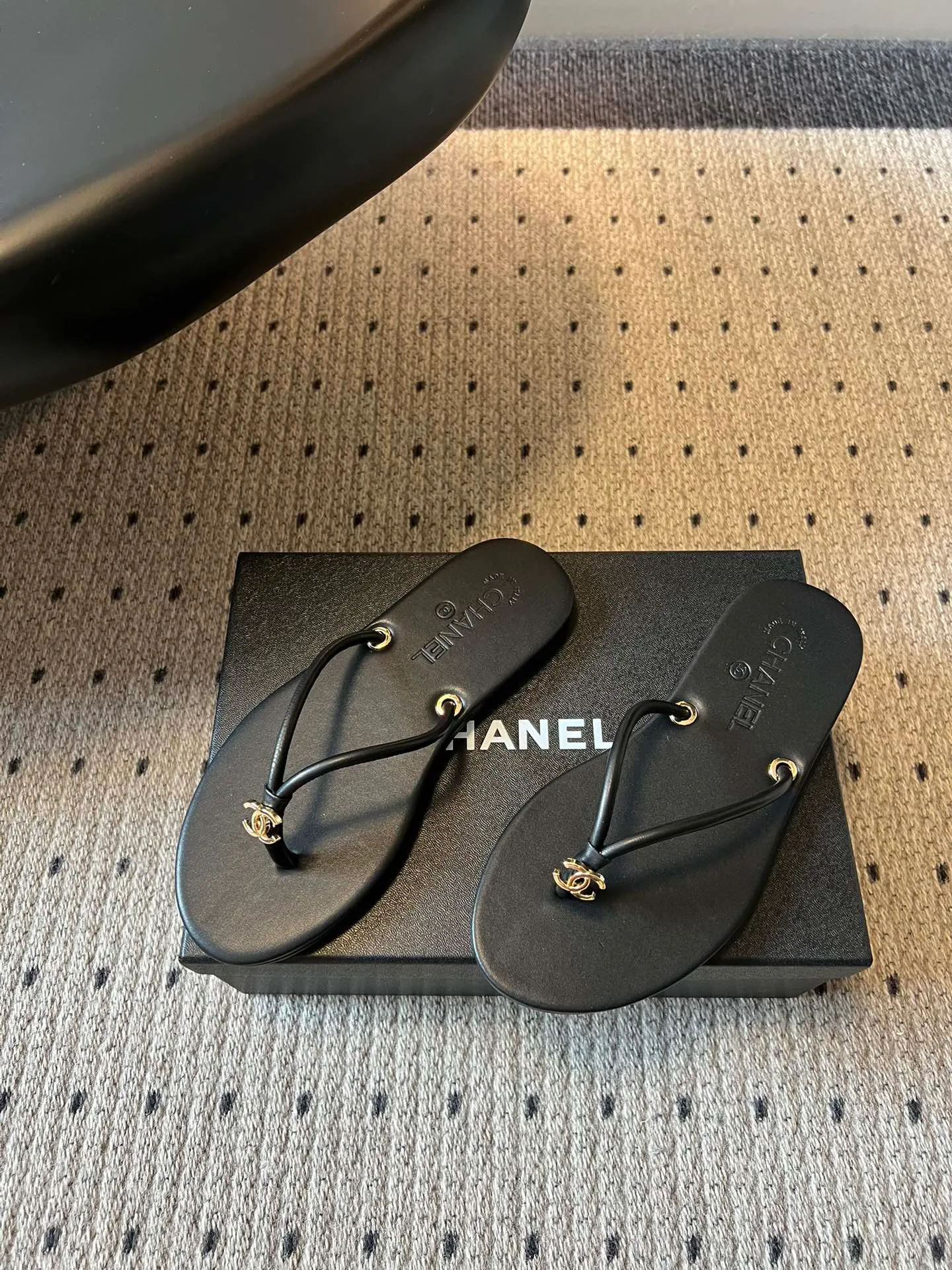 Шлепанцы Женские Chanel 11693258