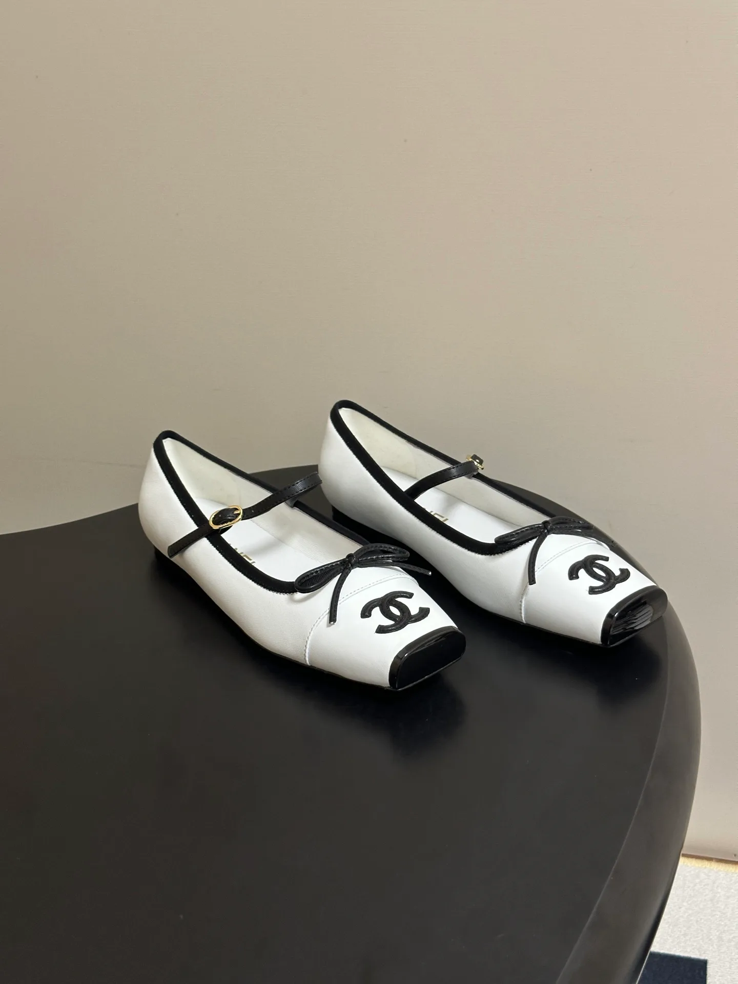 Туфли Женские Chanel 17338401