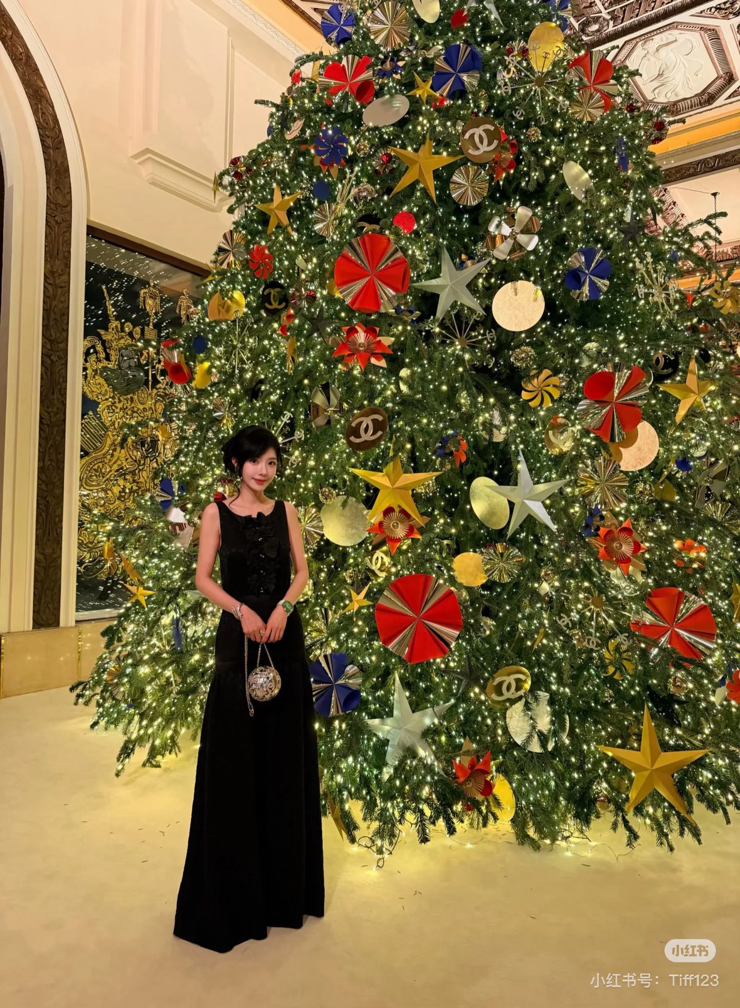 Платья Женские Chanel 10703711