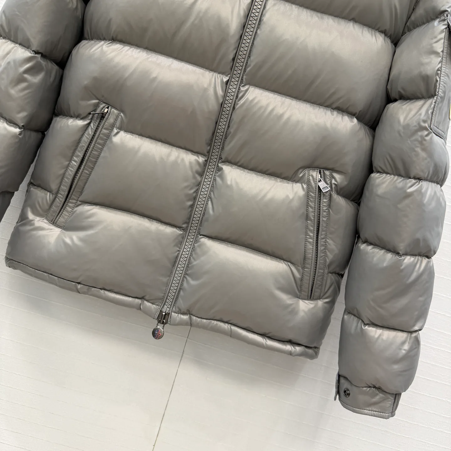 Куртки И Пуховики Женские Moncler 18184279