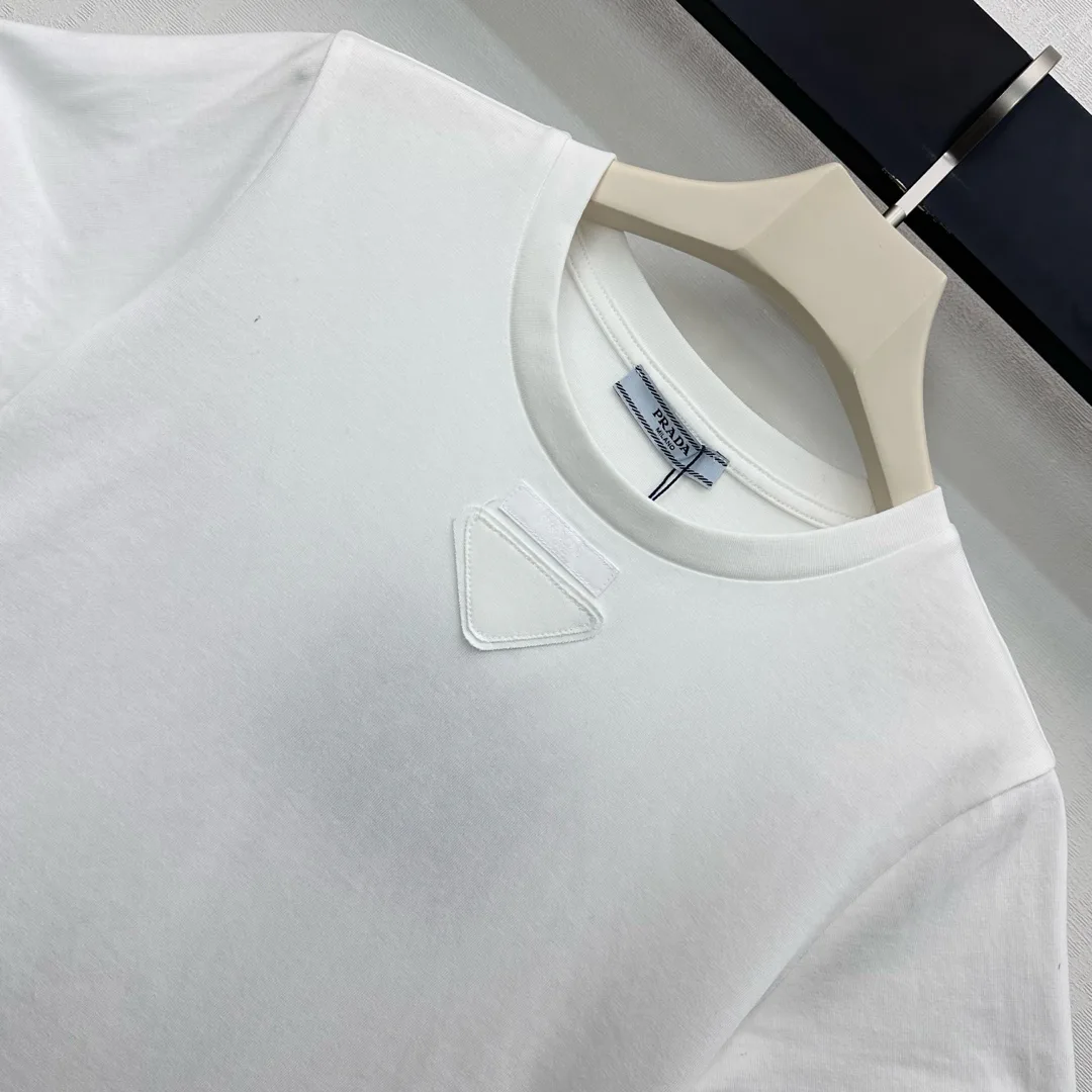 Футболки Женские Prada 3844130