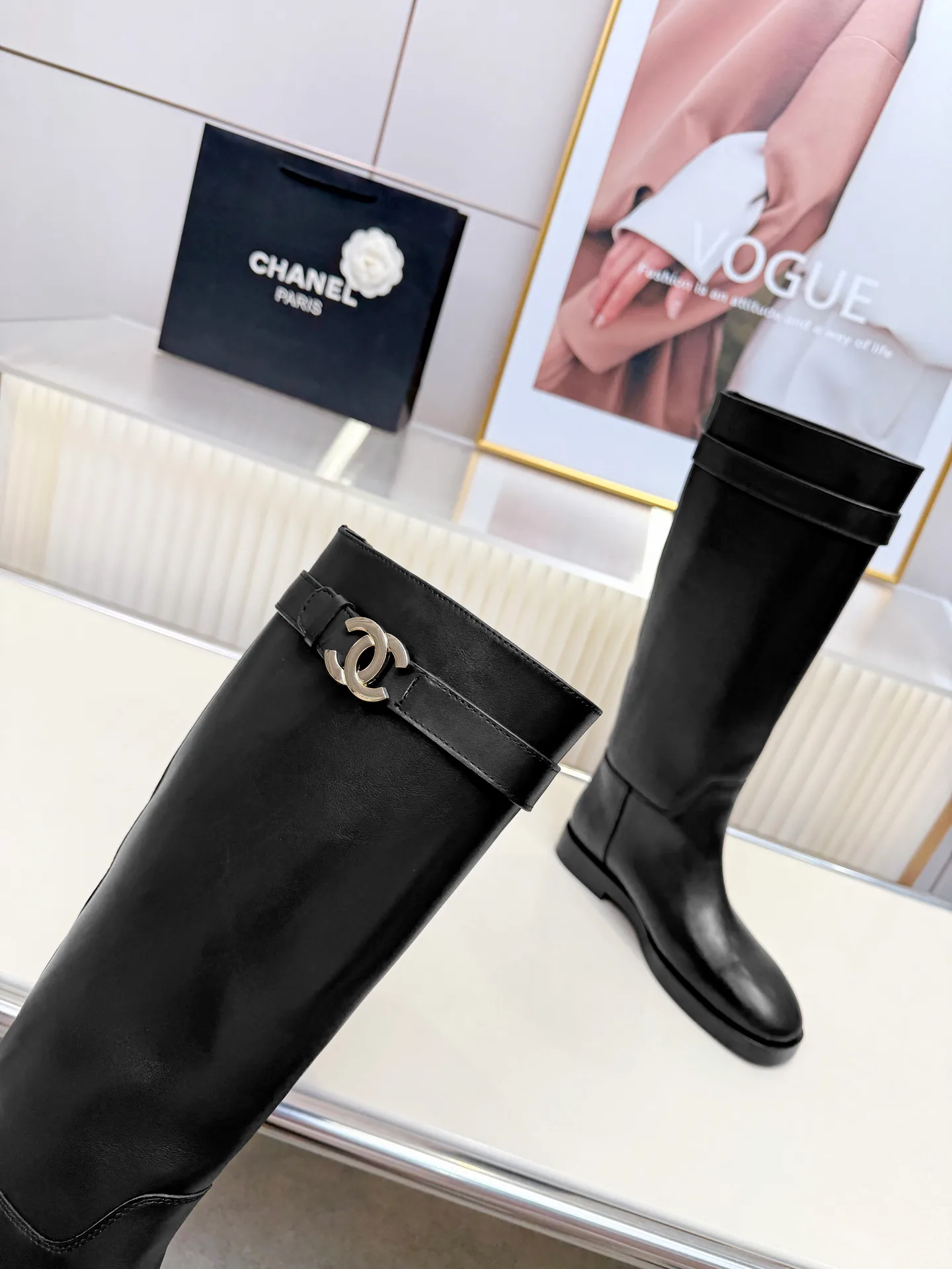 Сапоги Женские Chanel 18198229