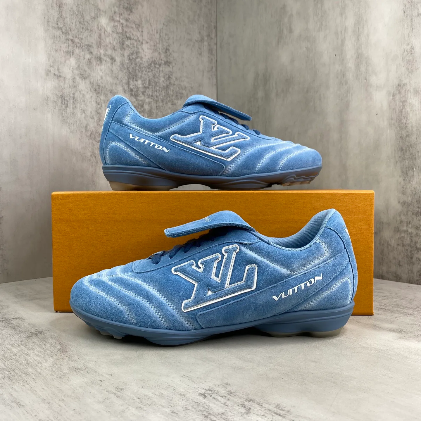 Кроссовки Женские Louis Vuitton 476883