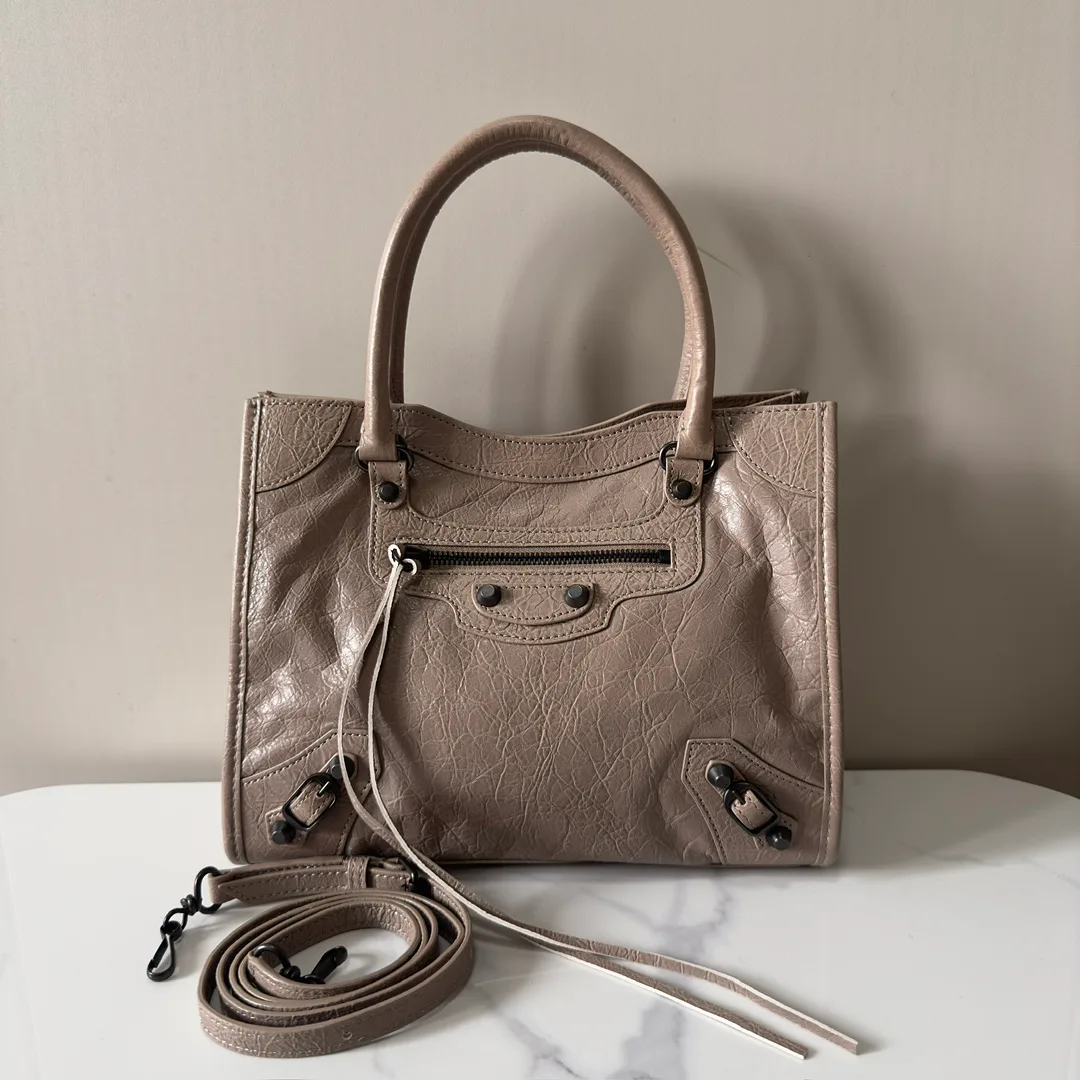 Классические Сумки Женские Balenciaga 11872239
