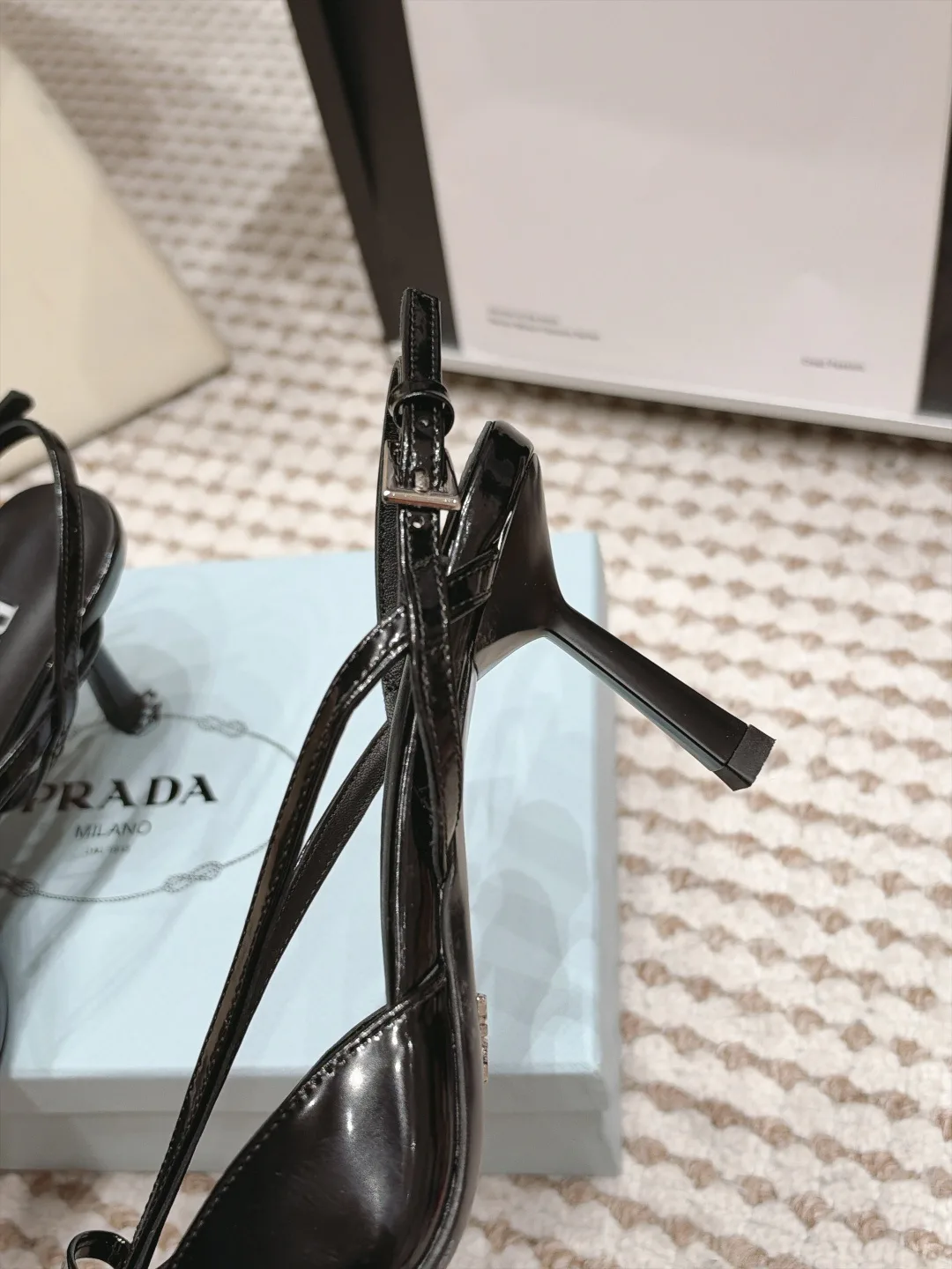 Туфли Женские Prada 19762353