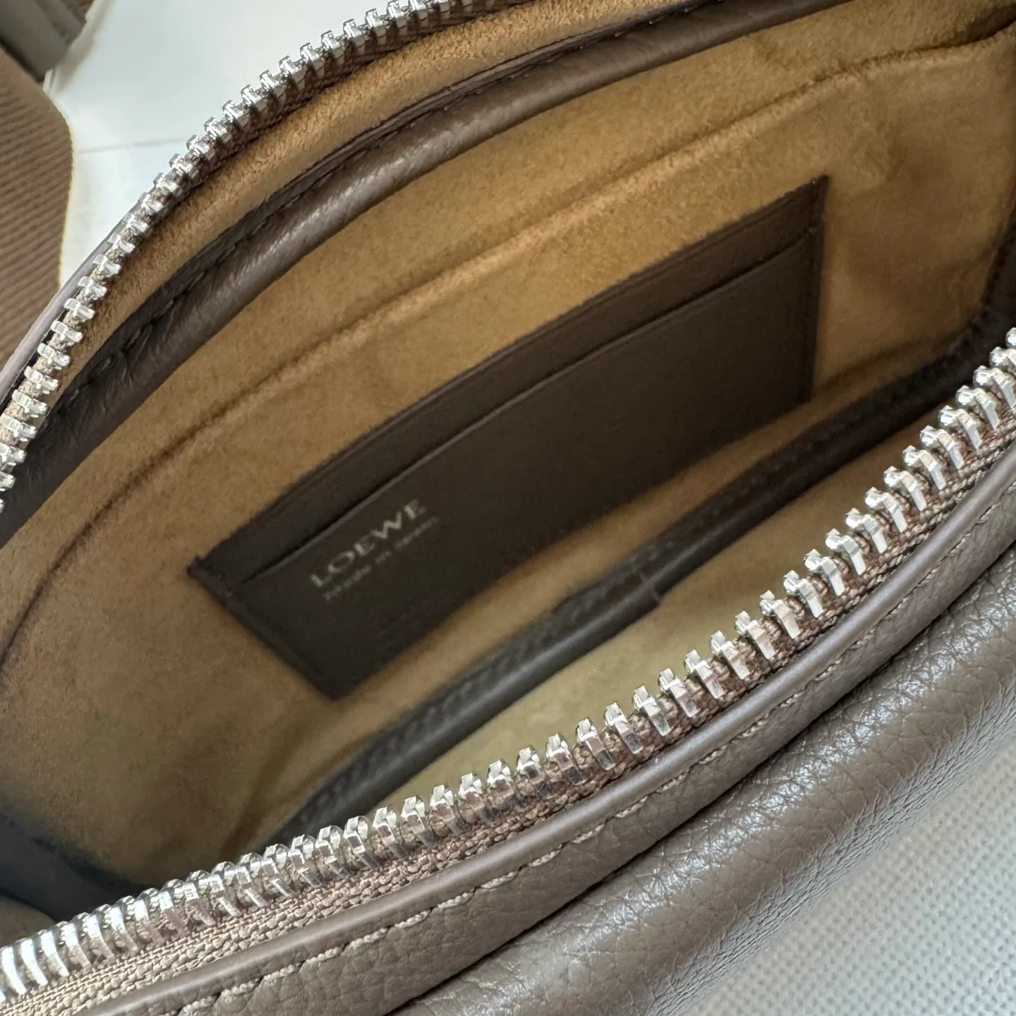 Сумки На Ремне Женские Loewe 11674492