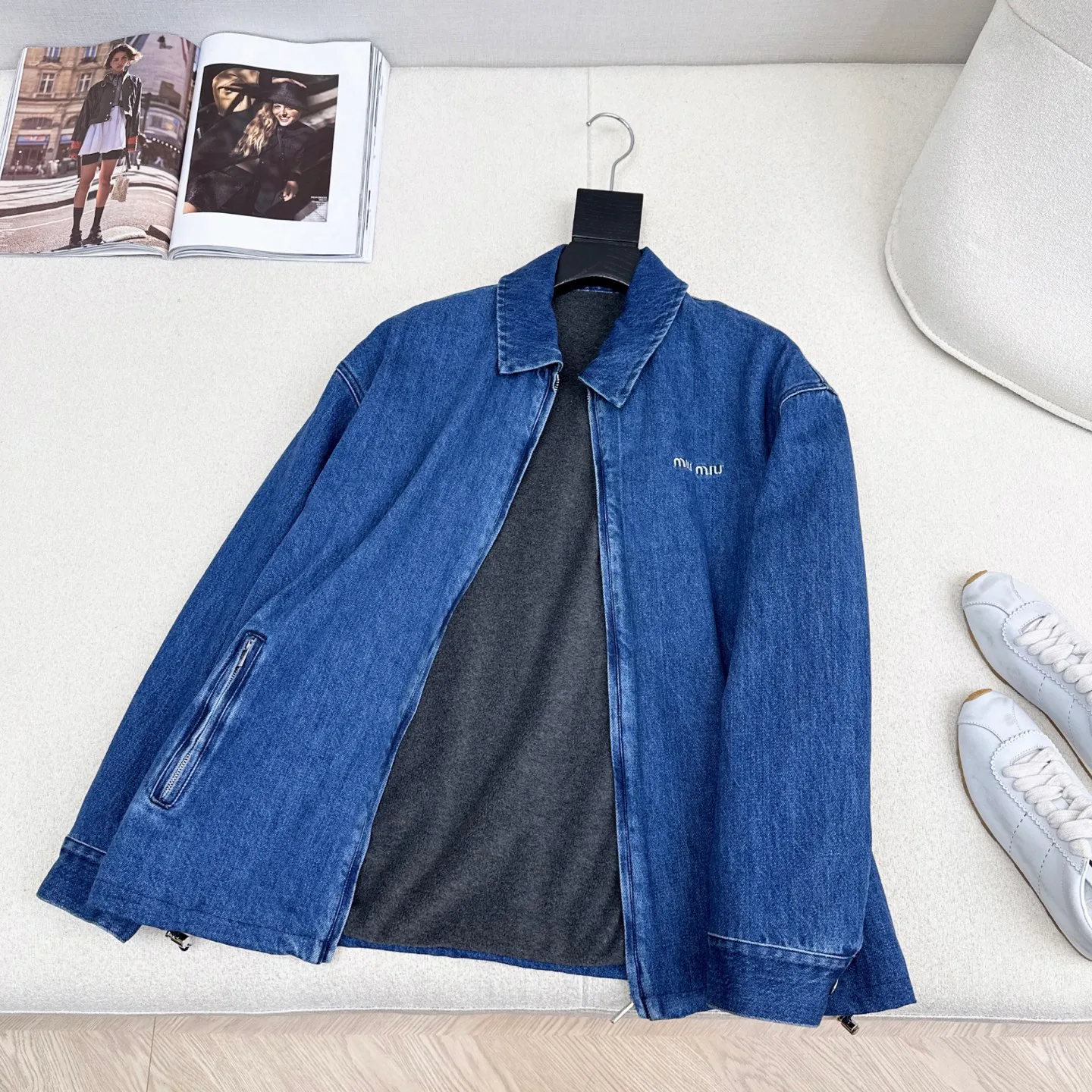 Куртки И Пуховики Женские Miu Miu 4772036