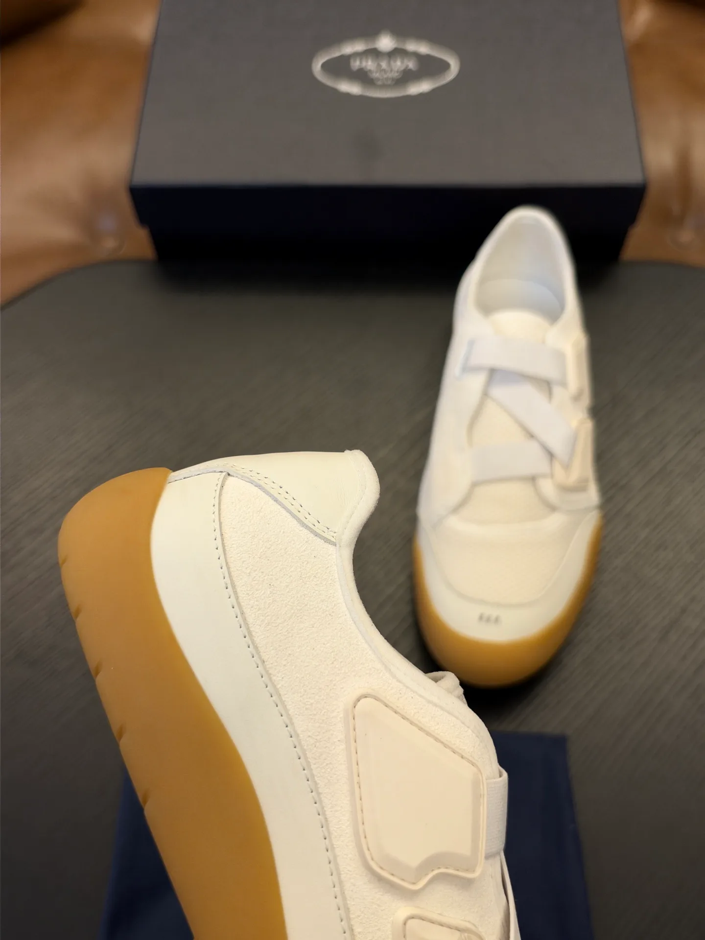 Кроссовки Мужские Prada 19700024