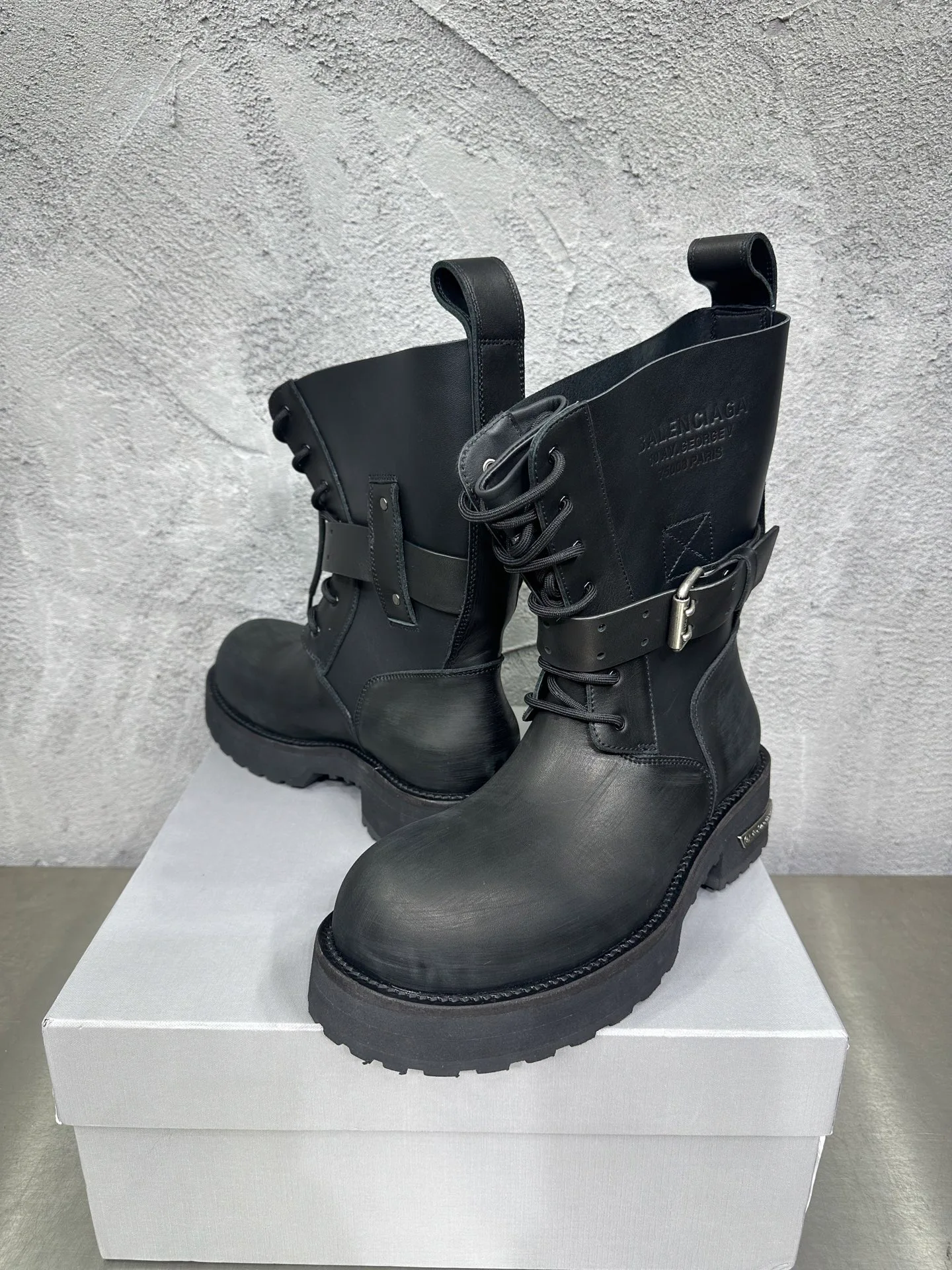 Ботинки Мужские Balenciaga 19688080