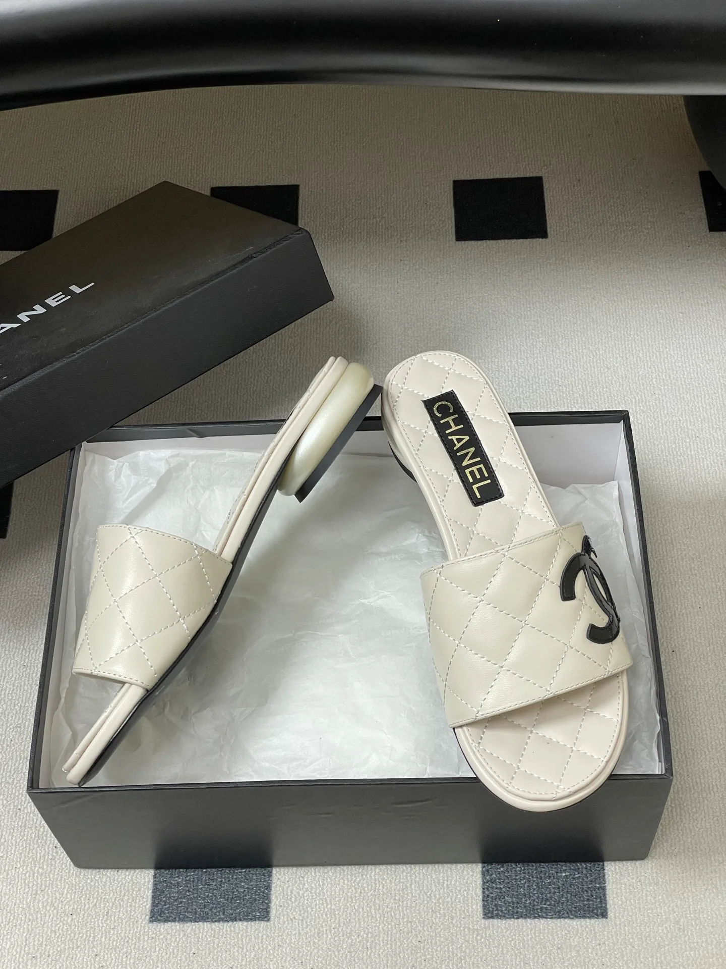 Сандалии Женские Chanel 10993897