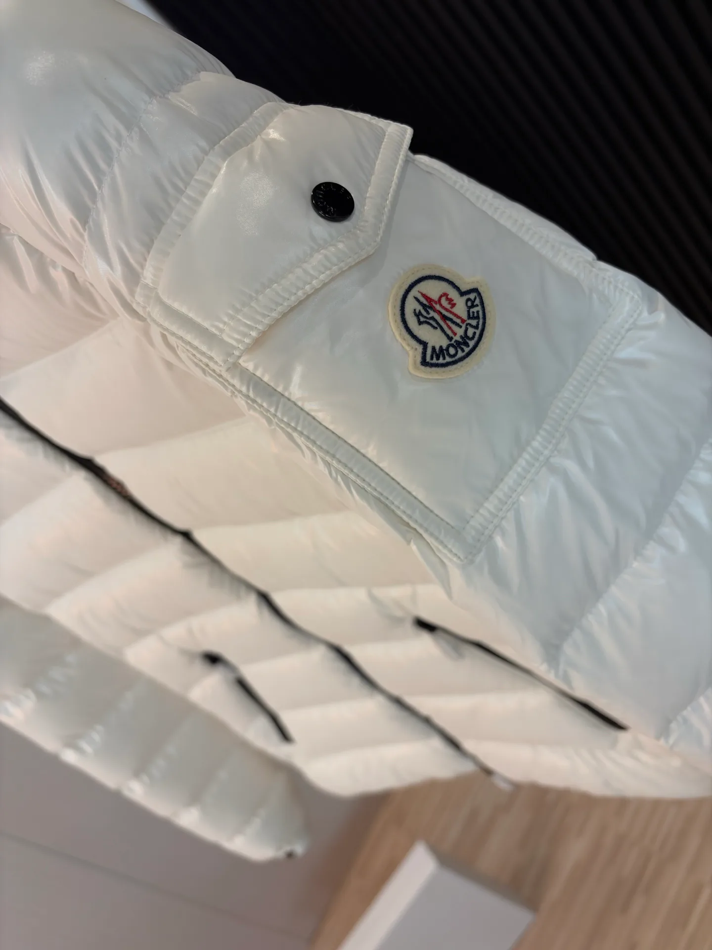 Куртки И Пуховики Женские Moncler 17927268