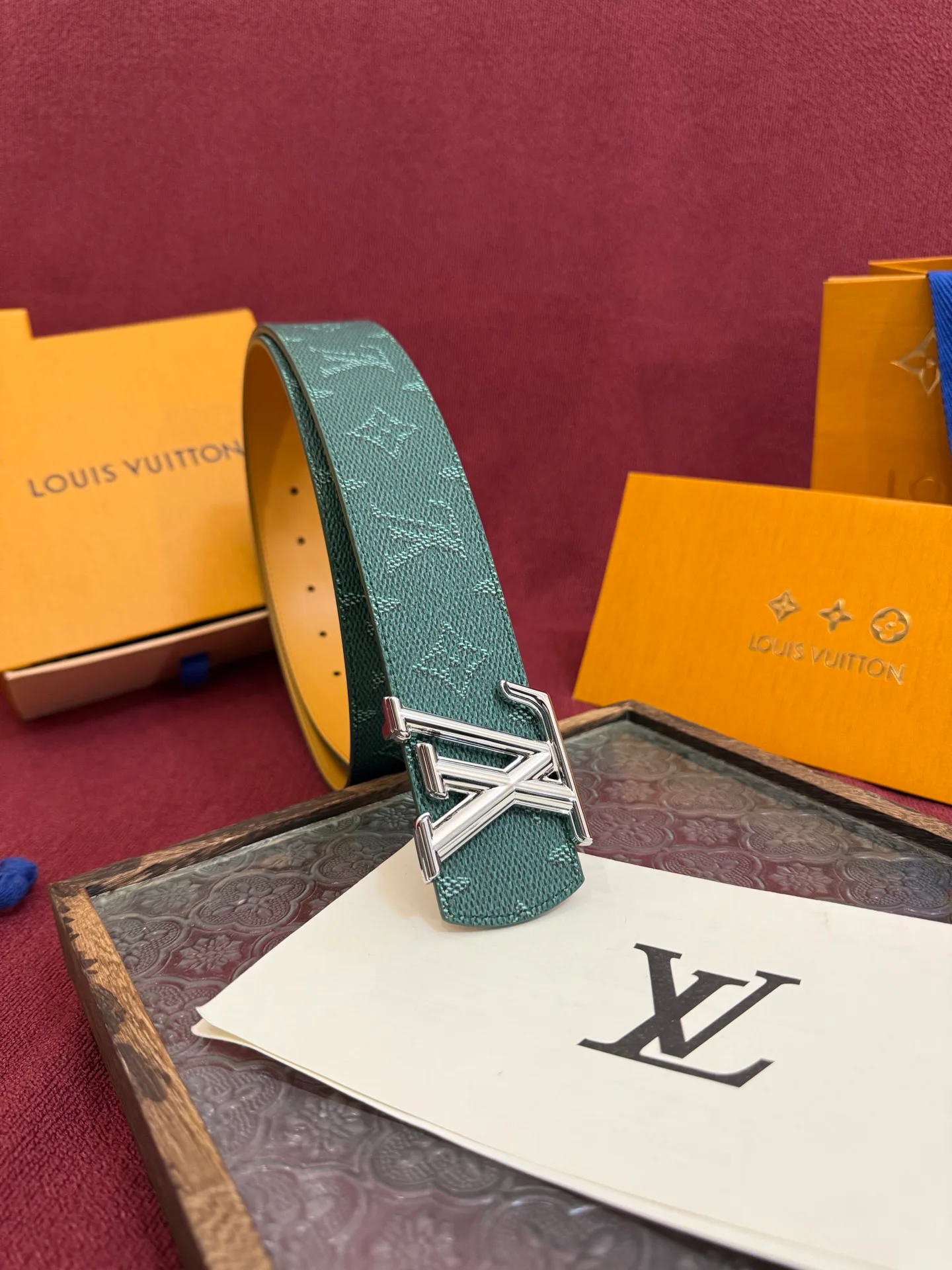 Ремни Louis Vuitton 420692