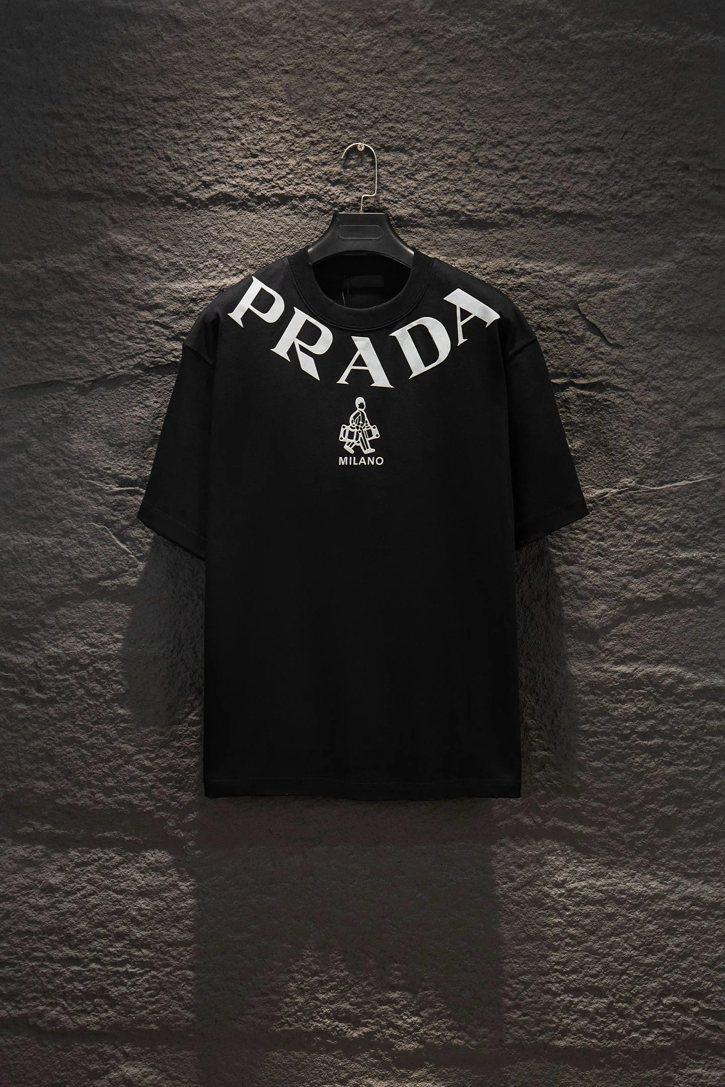 Футболки Женские Prada 9182409