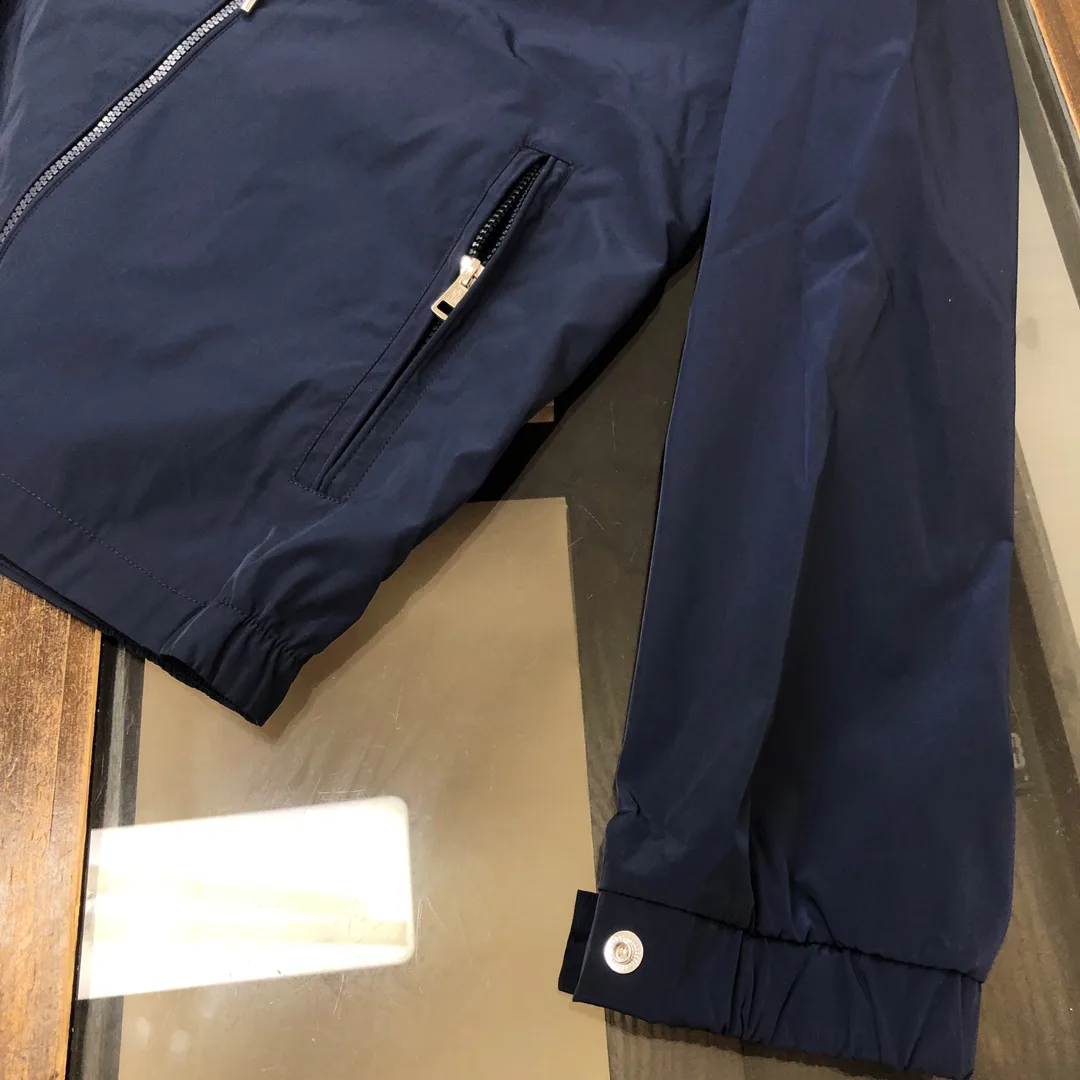 Куртки И Пуховики Женские Moncler 9620333