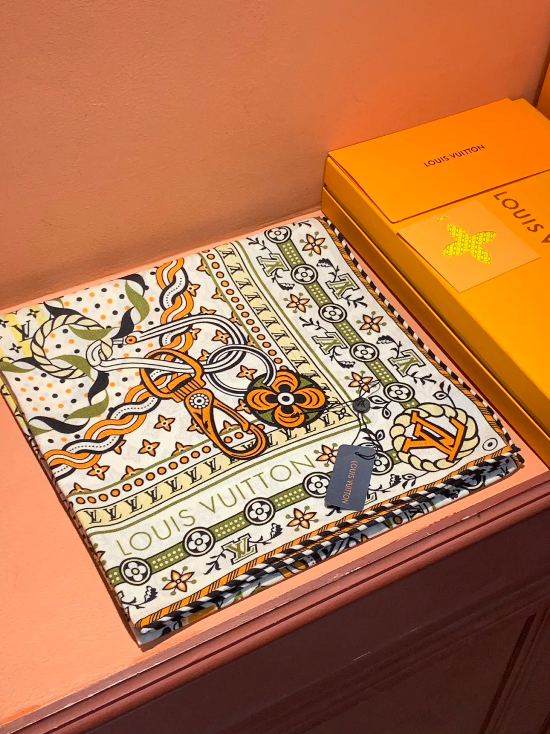 Шарфы Louis Vuitton 895229