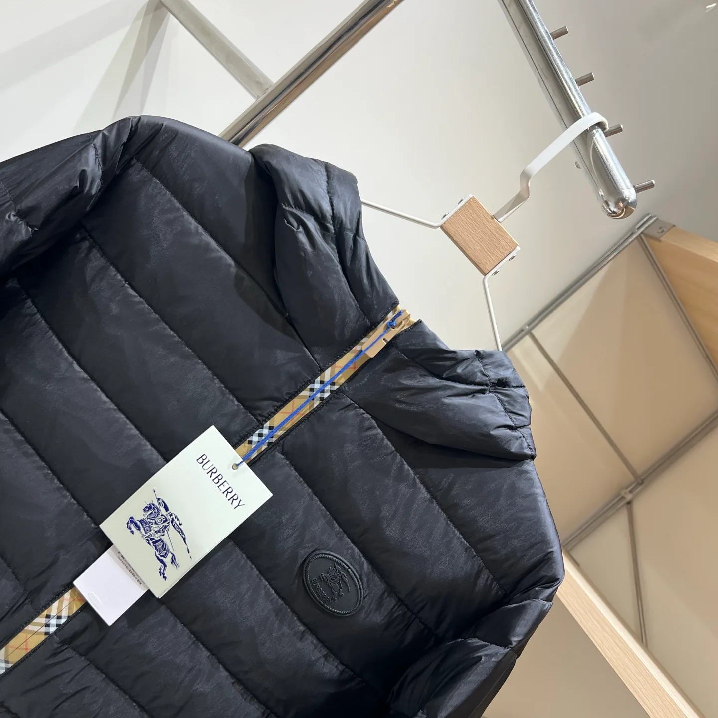 Куртки И Пуховики Женские Burberry 18110899