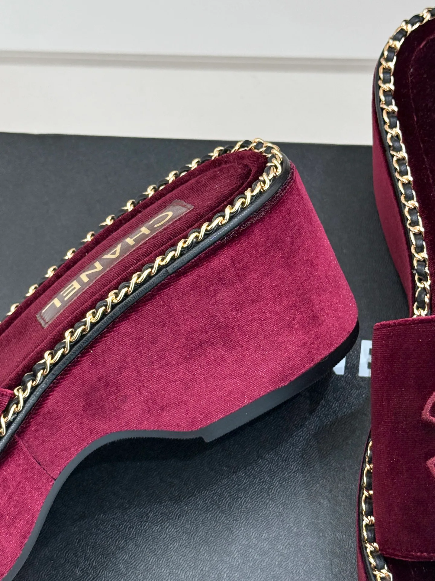 Шлепанцы Женские Chanel 3425650