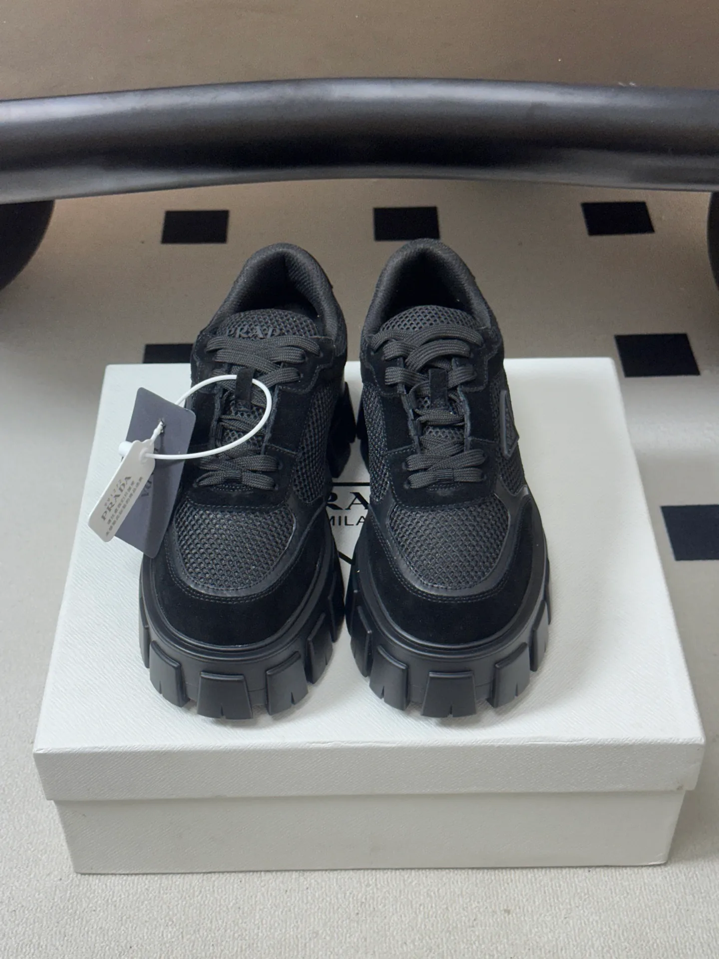 Кроссовки Женские Prada 18049583
