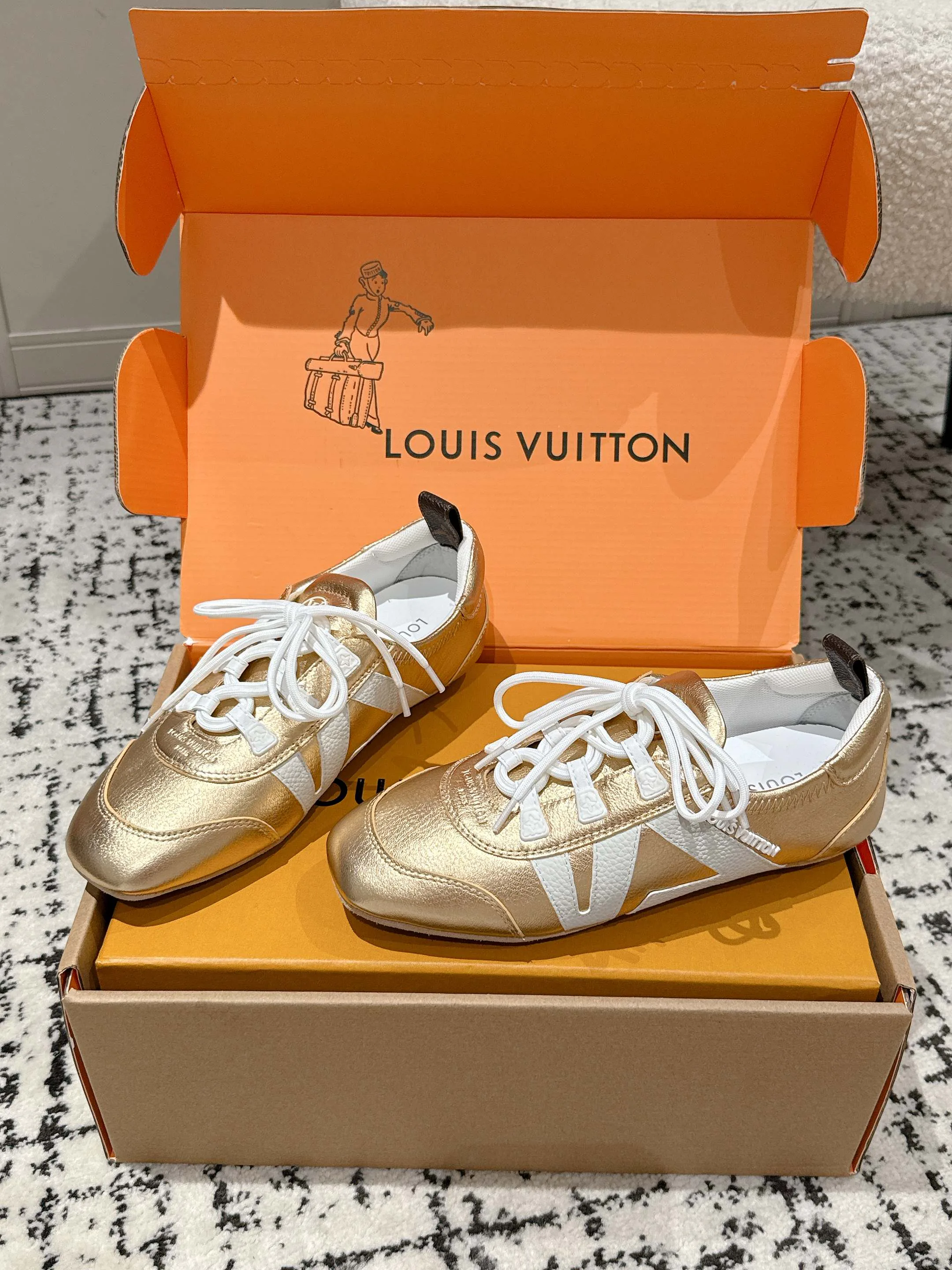 Кроссовки Женские Louis Vuitton 286115