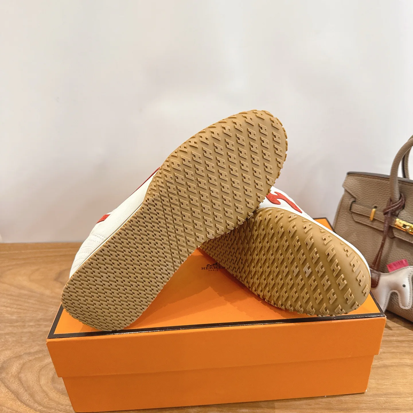 Кроссовки Женские Hermes 528545