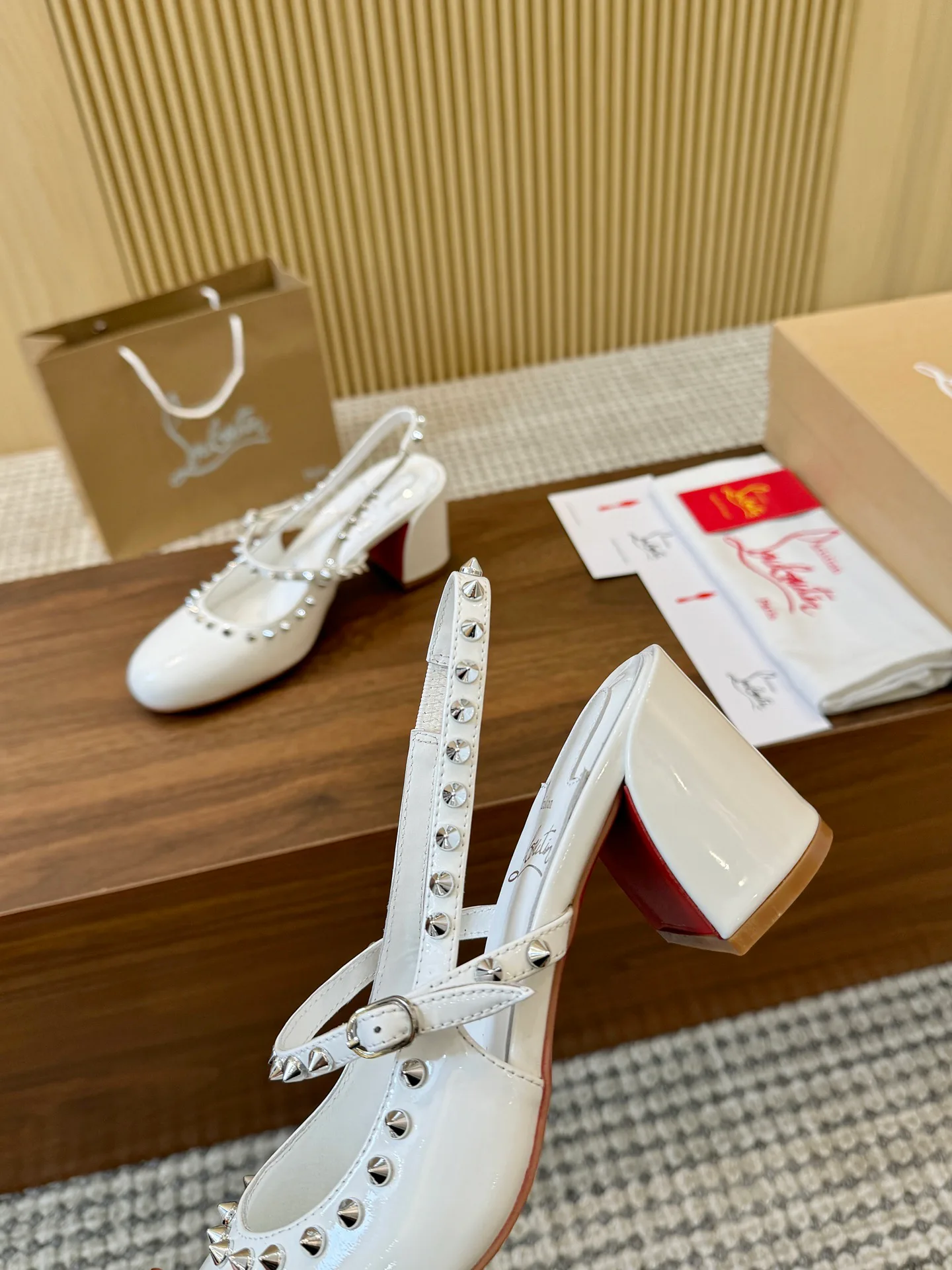 Туфли Женские Christian Louboutin 1856062