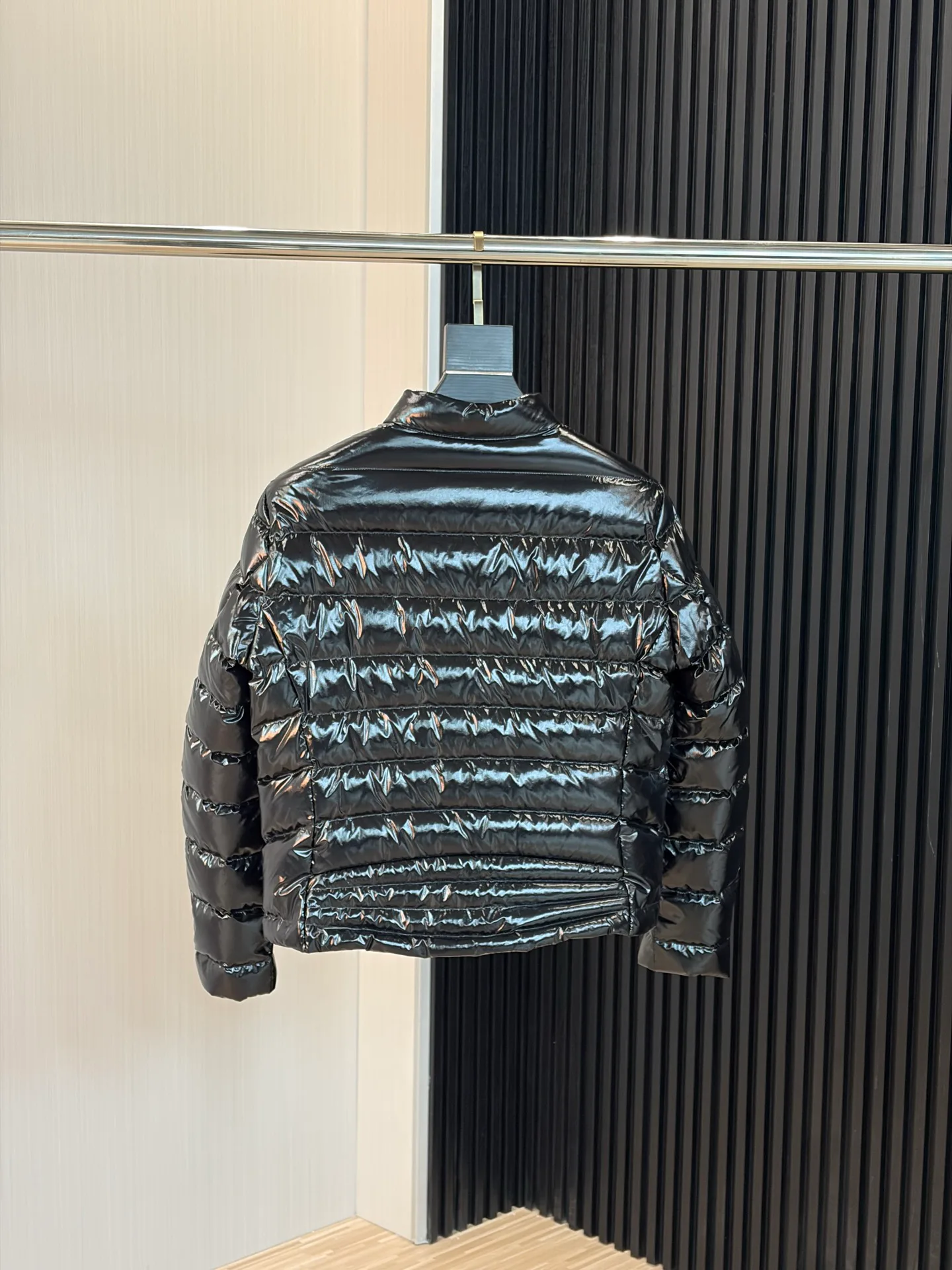 Куртки И Пуховики Мужские Moncler 17908028