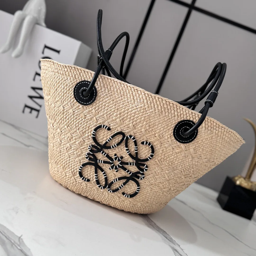 Классические Сумки Женские Loewe 16898692