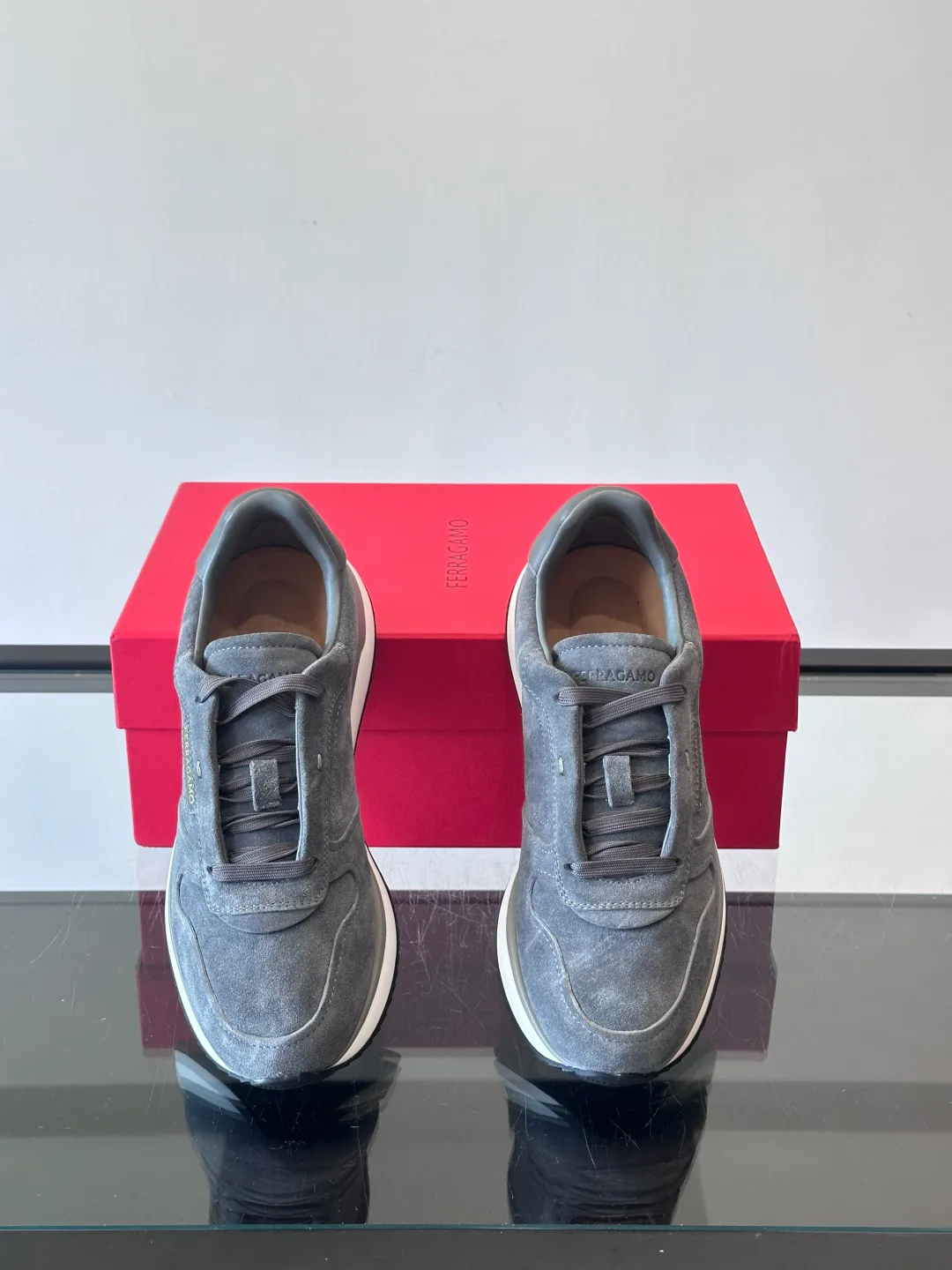 Кроссовки Мужские Salvatore Ferragamo 10615043