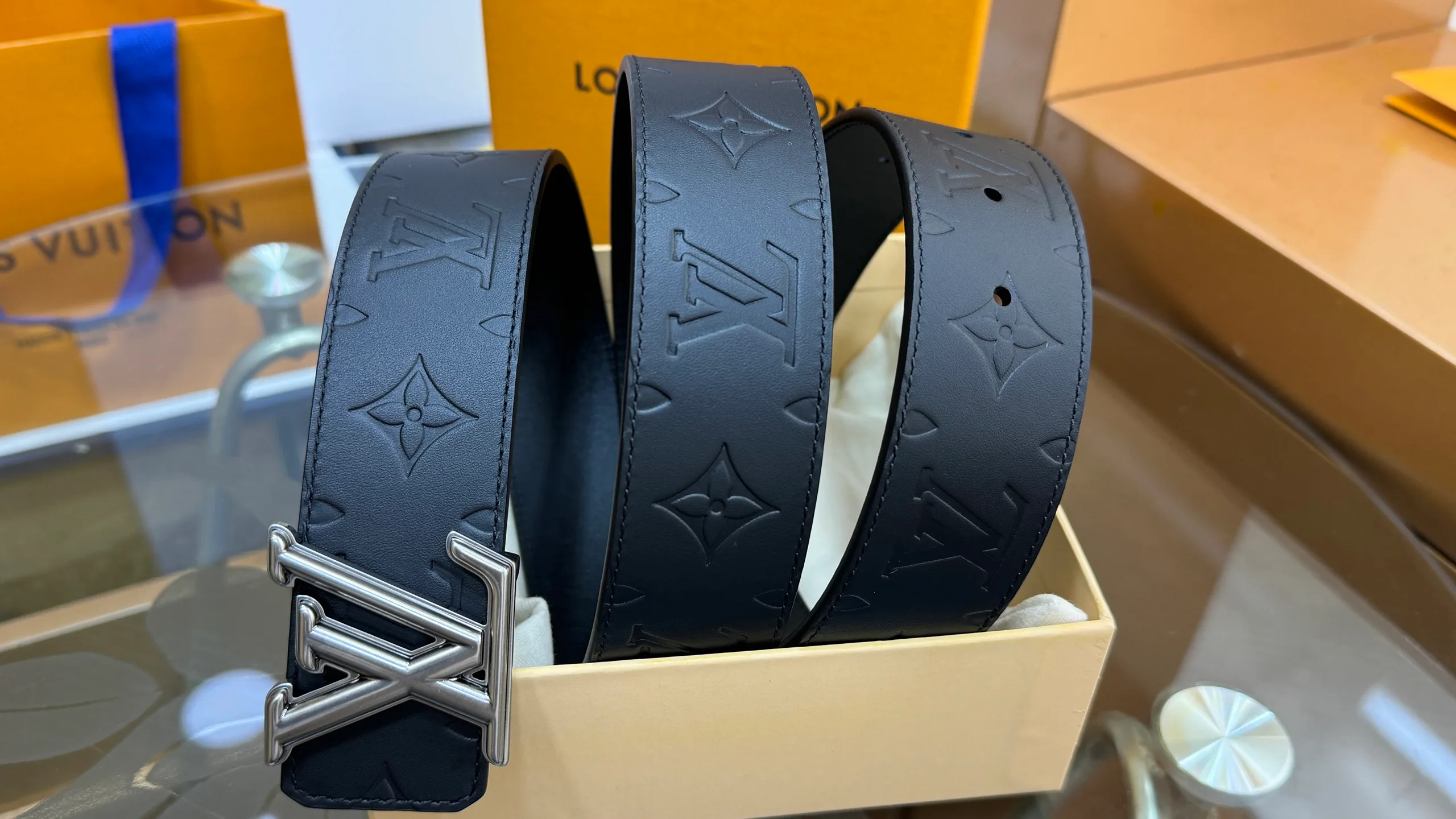 Ремни Louis Vuitton 14066143