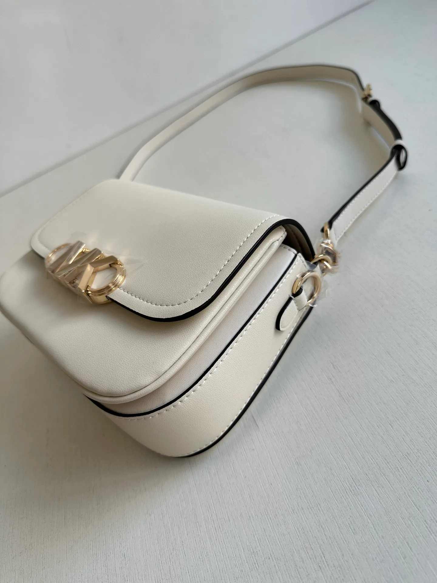 Сумки На Ремне Женские Michael Kors 803422