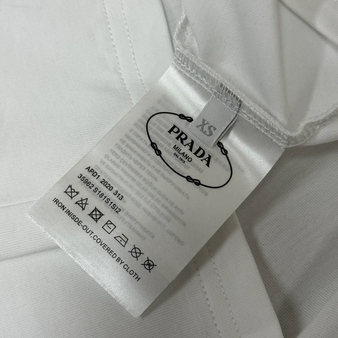 Футболки Женские Prada 10692114