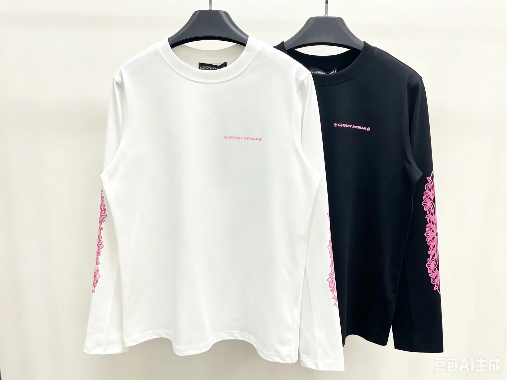 Футболки Женские Chrome Hearts 17561583