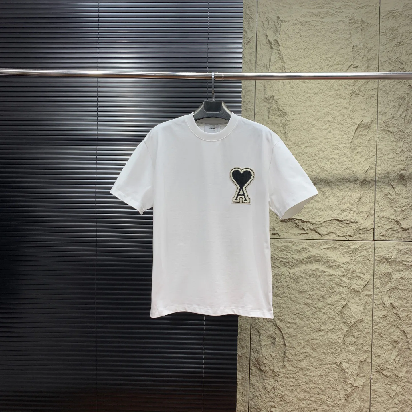 Футболки Женские Ami Paris 11688534