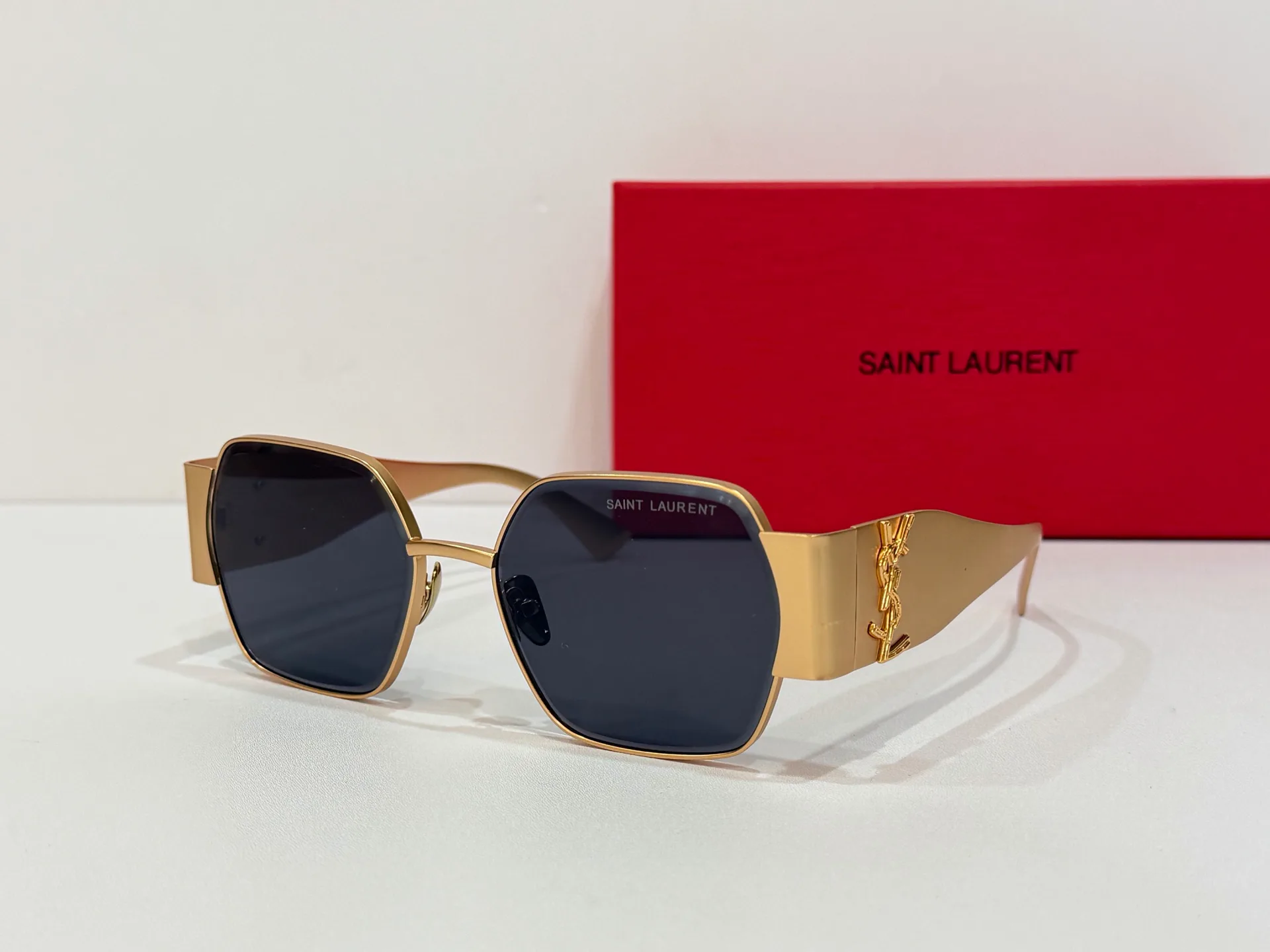 Очки Saint Laurent 13441540