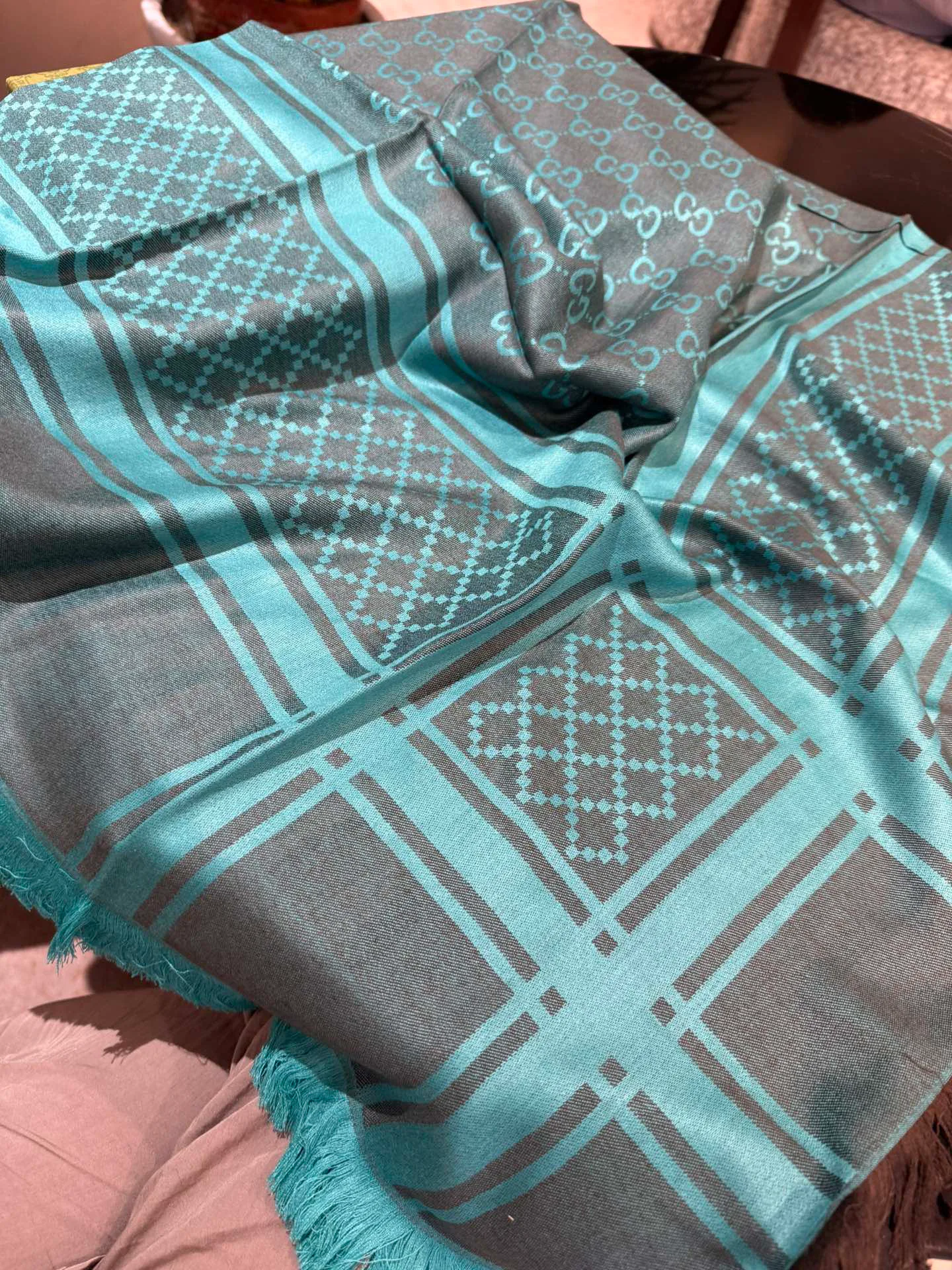 Шарфы Gucci 463793