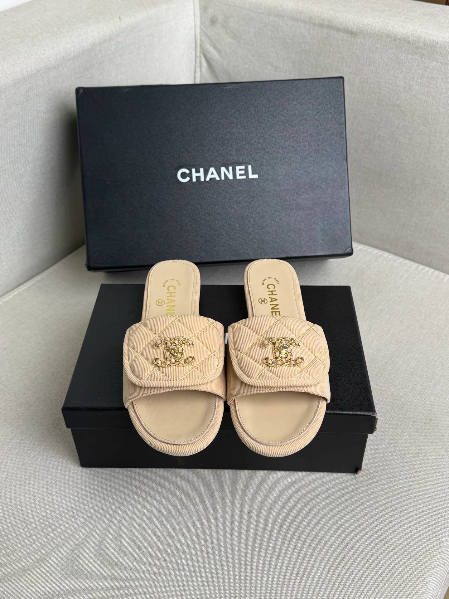 Сандалии Женские Chanel 13181137