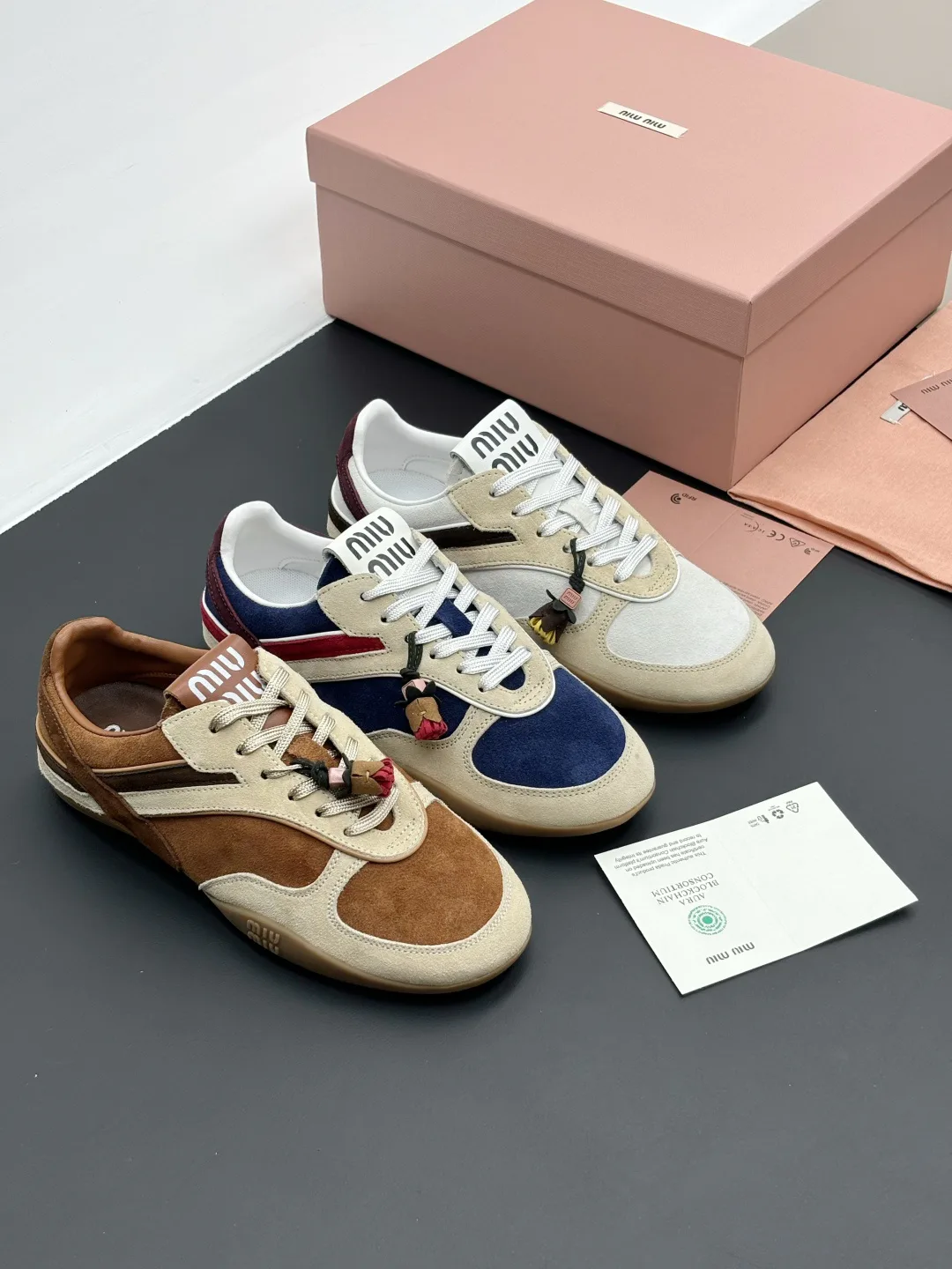 Кроссовки Женские Miu Miu 18006257