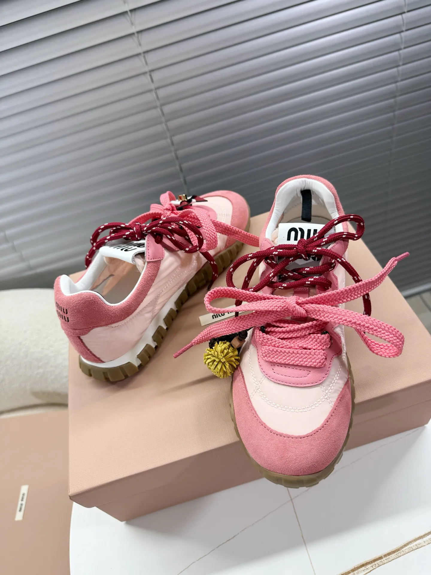 Кроссовки Женские Miu Miu 3742550