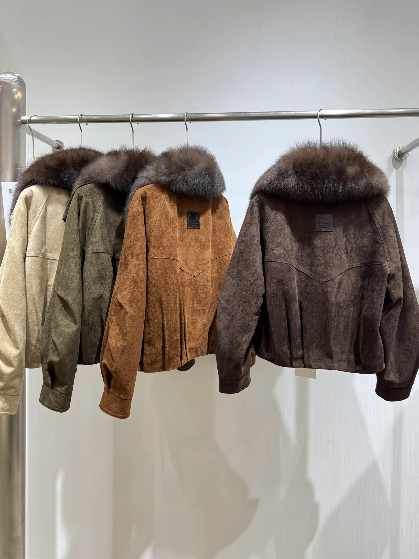 Куртки И Пуховики Женские Max Mara 18259765