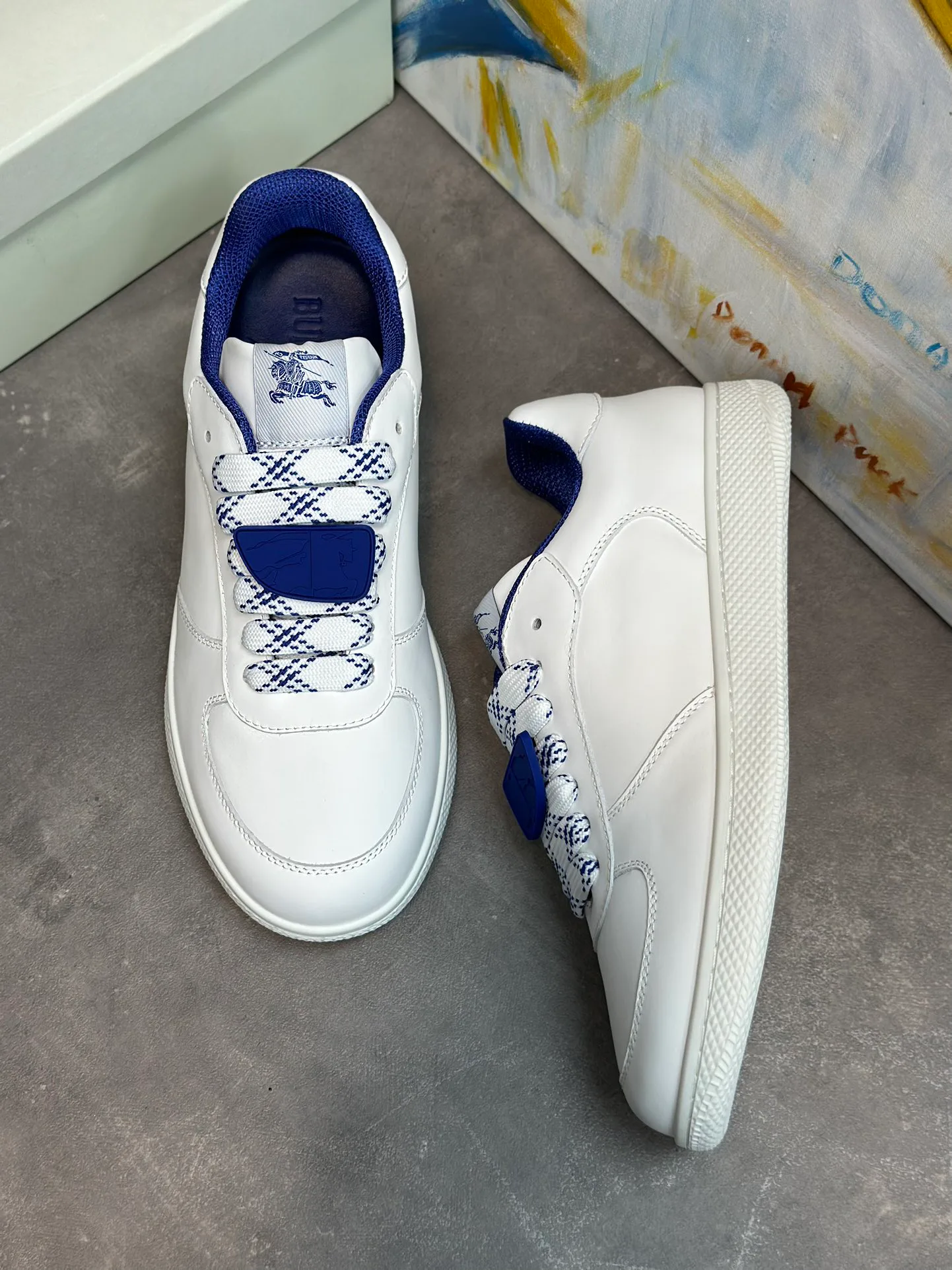 Кроссовки Женские Burberry 17420344