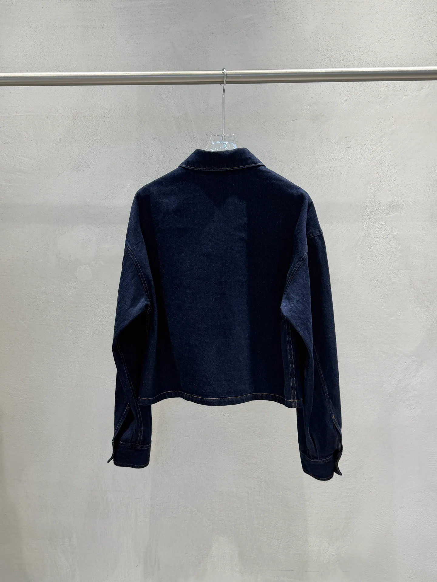 Куртки И Пуховики Женские Prada 17938146