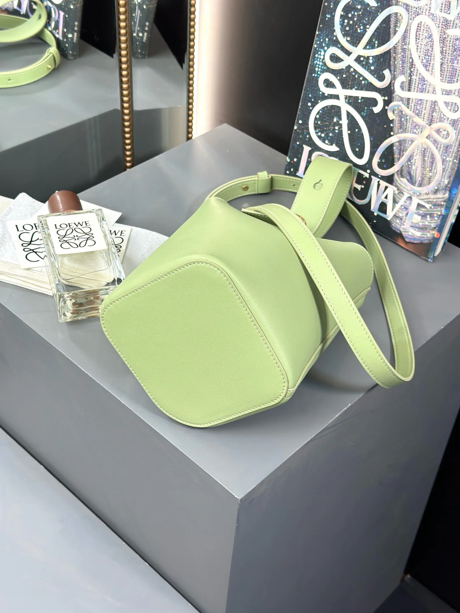 Классические Сумки Женские Bottega Veneta 20280