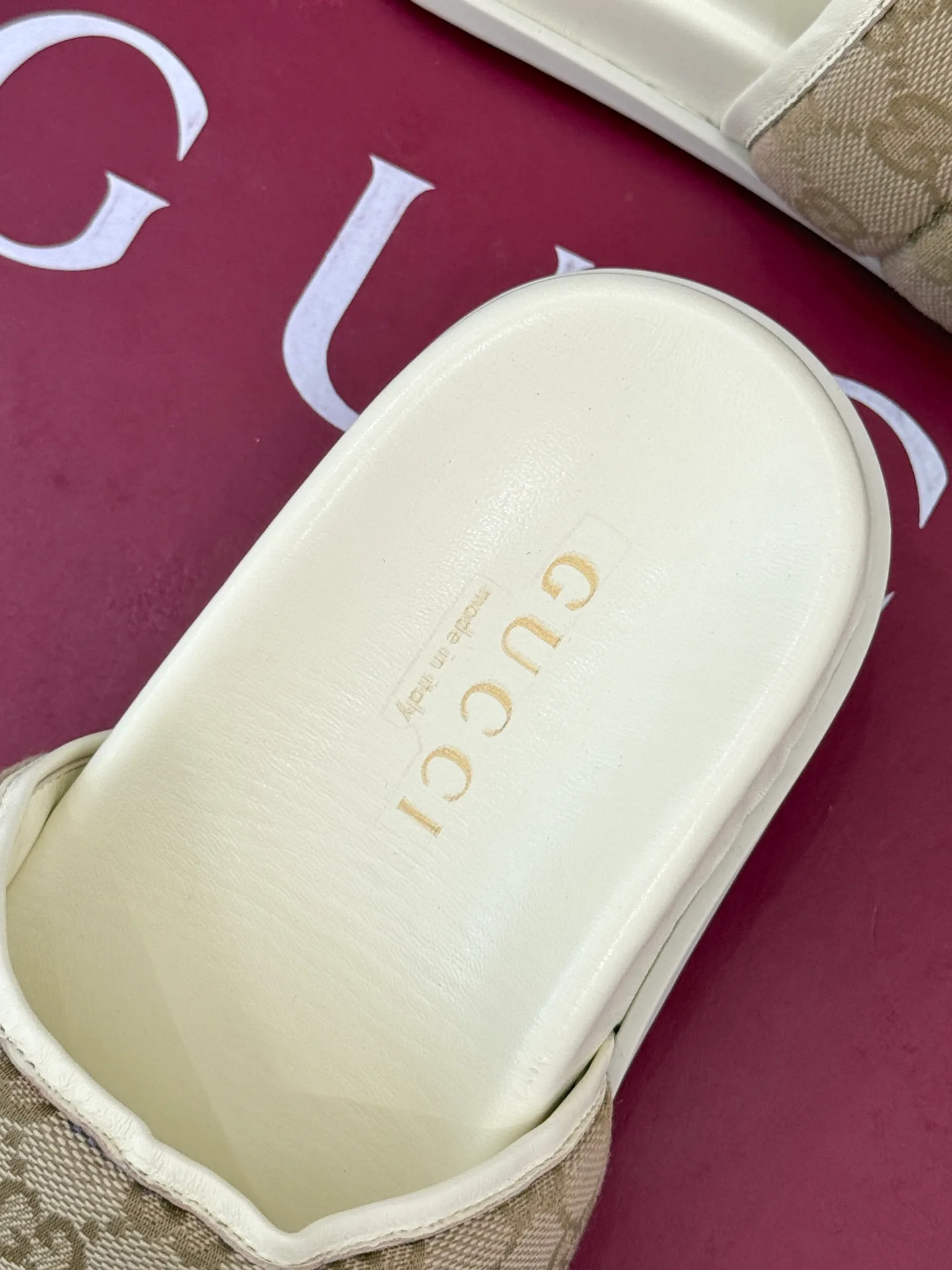 Шлепанцы Женские Gucci 46990