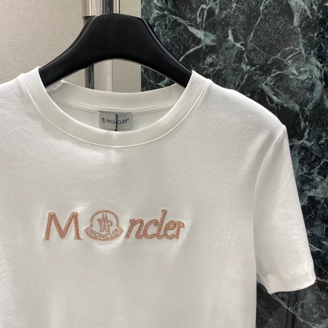 Футболки Женские Moncler 517070