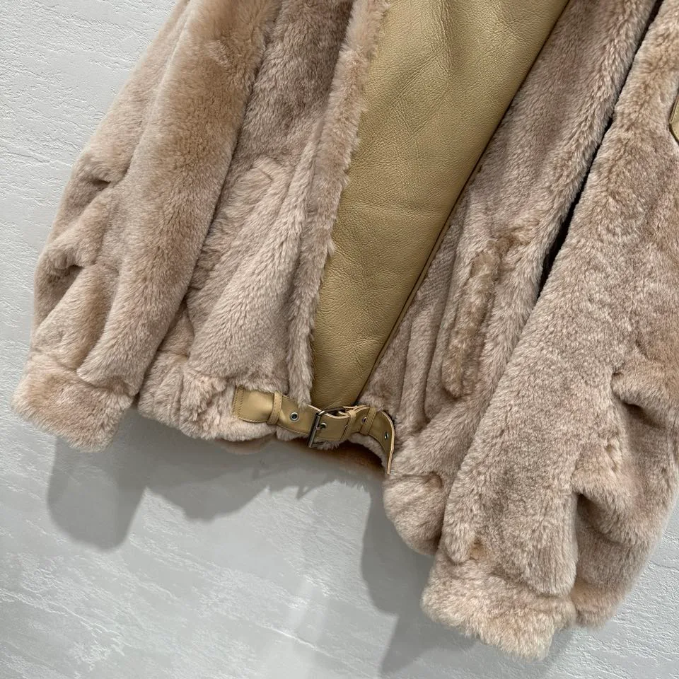 Кожаные Куртки И Дублёнки Женские Saint Laurent 558839