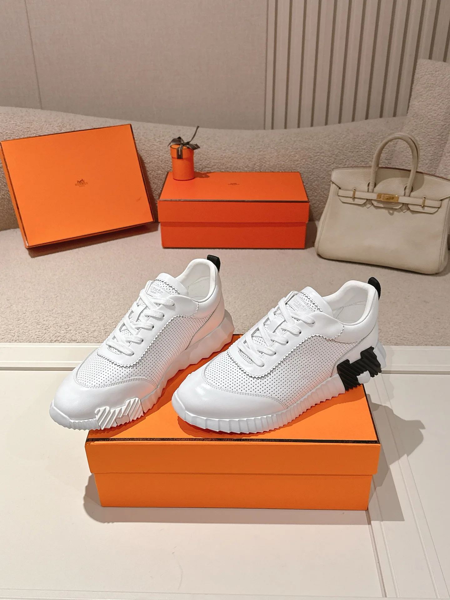 Кроссовки Женские Hermes 12783905