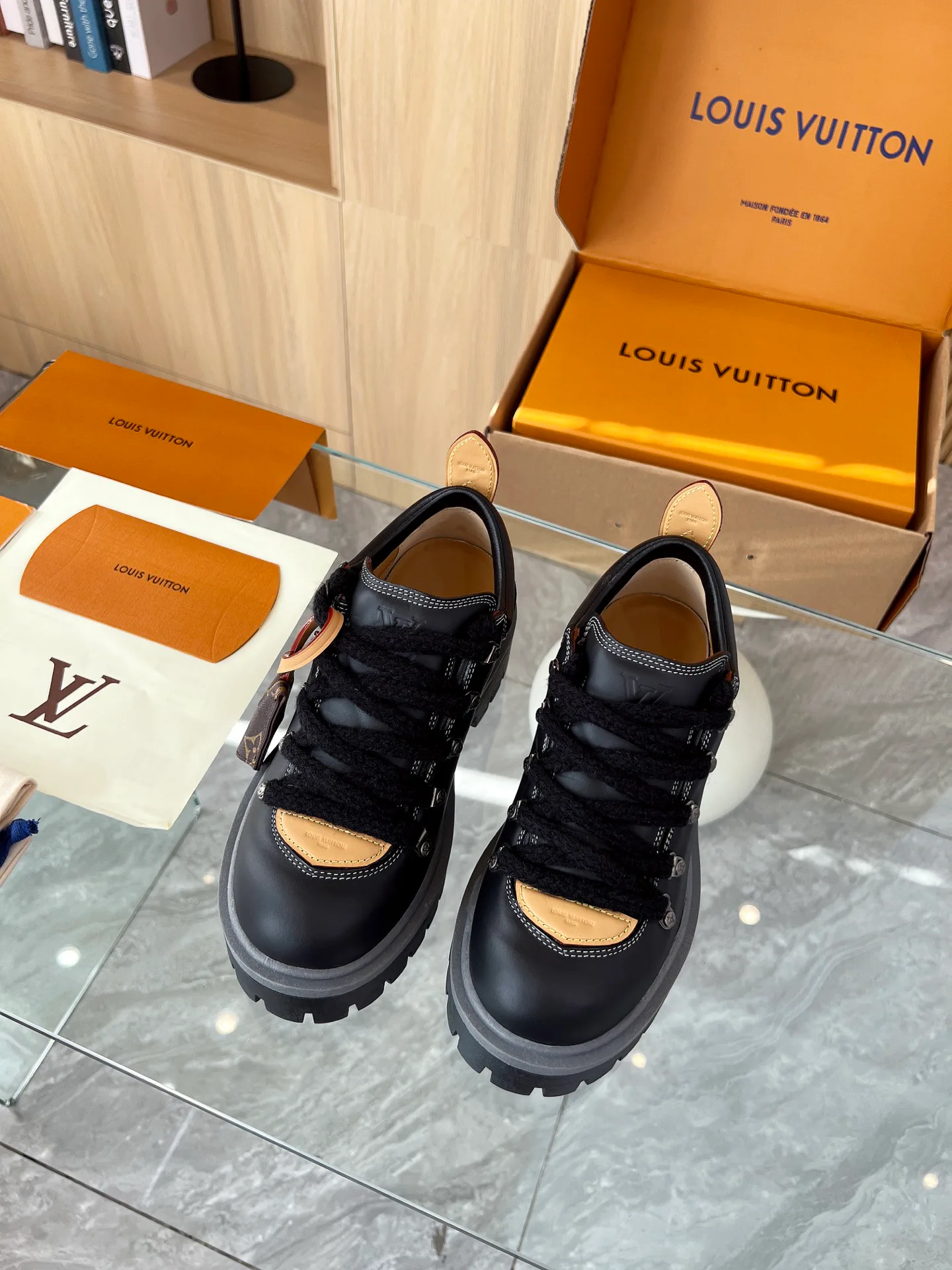 Ботинки Женские Louis Vuitton 1927469