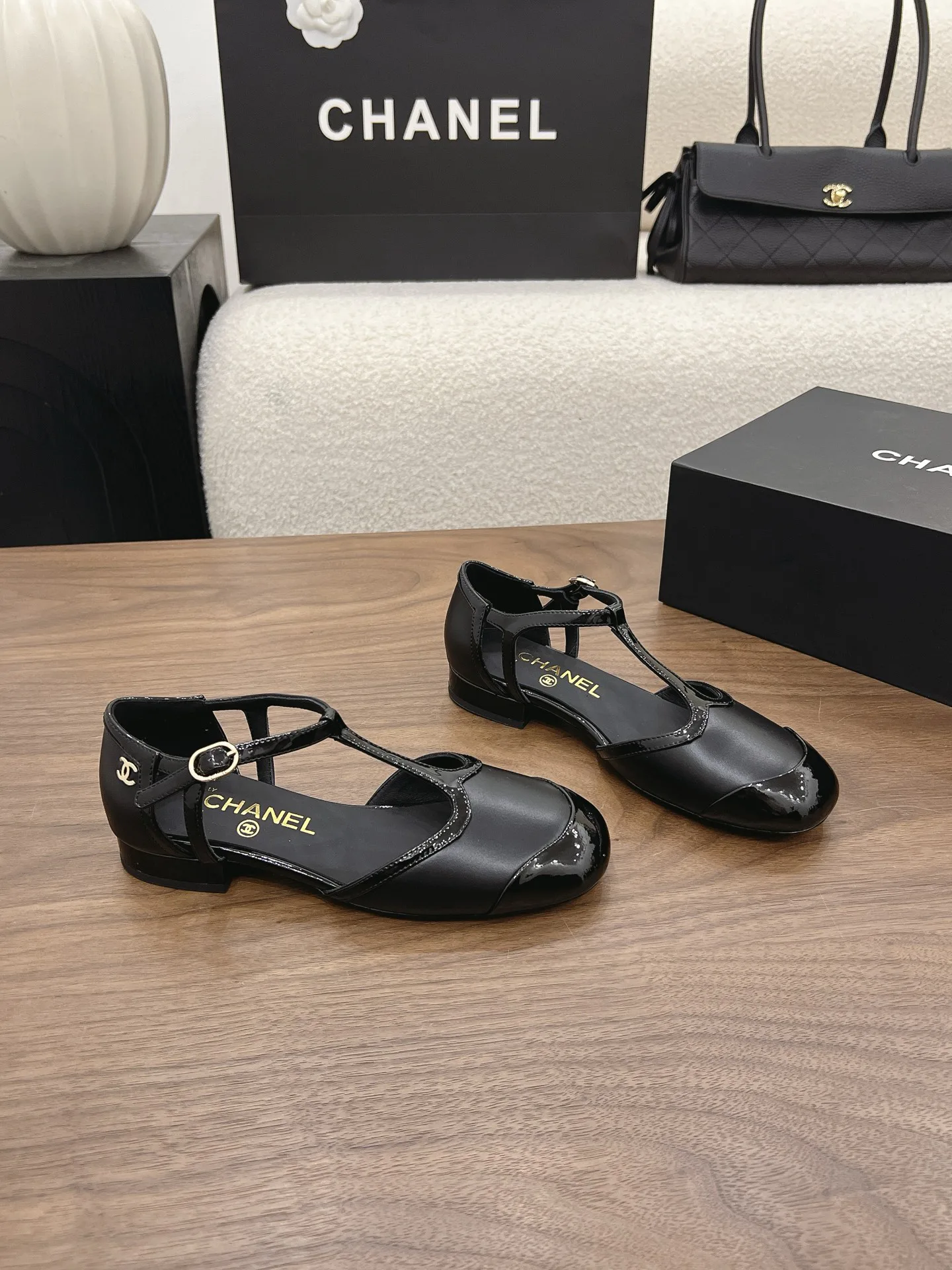 Туфли Женские Chanel 17582671